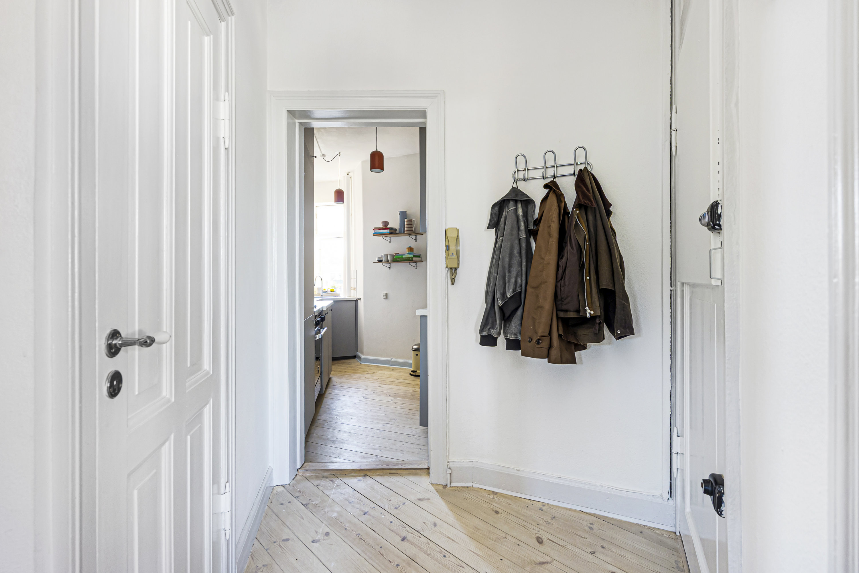 Fremhævet  billede i fuldskærmstilstand. Billede af Munkensvej 12, 4. tv., 2000 Frederiksberg