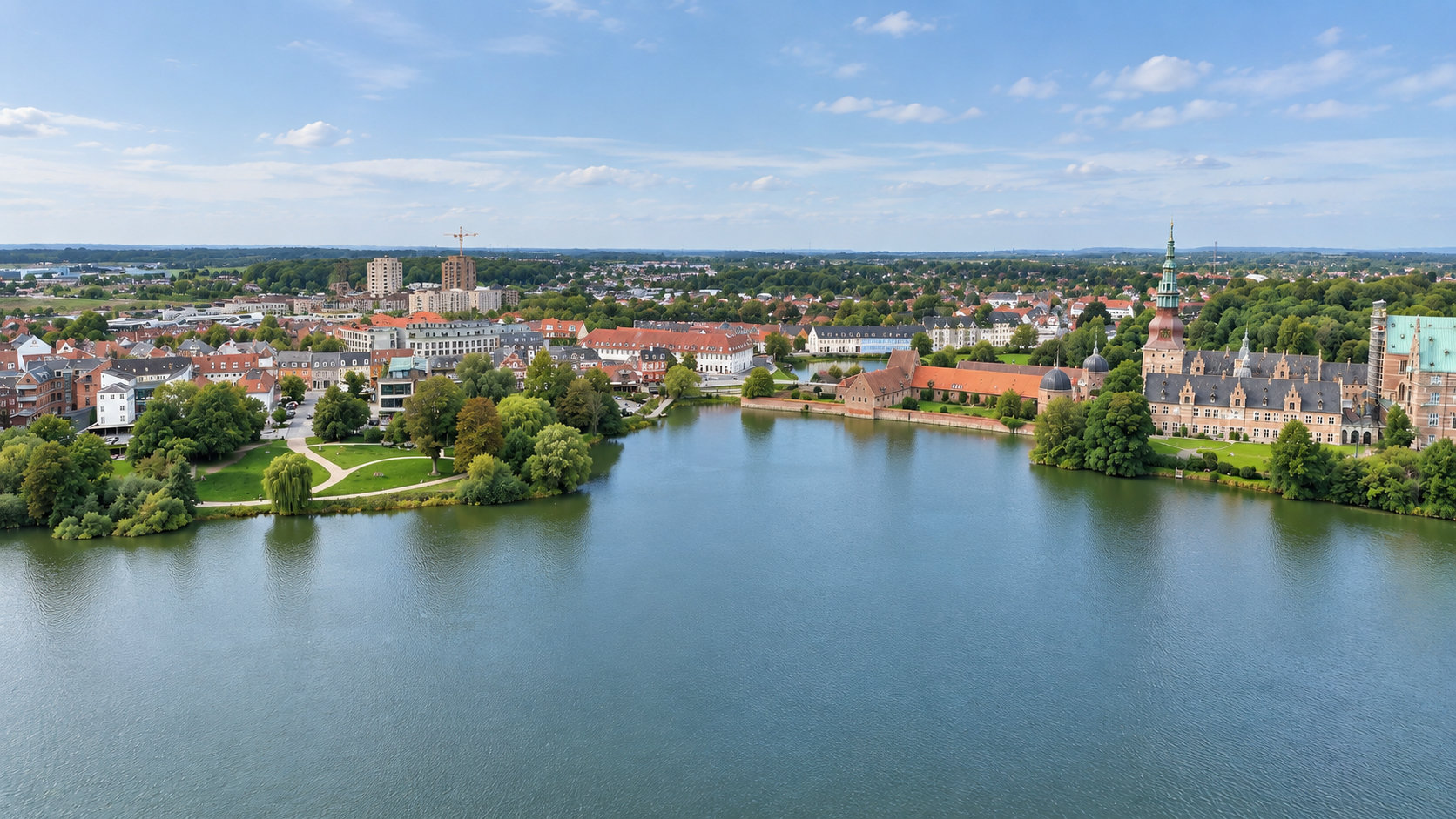 Fremhævet luftfoto billede i fuldskærmstilstand. Billede af Slotsgade 41, 1. th., 3400 Hillerød