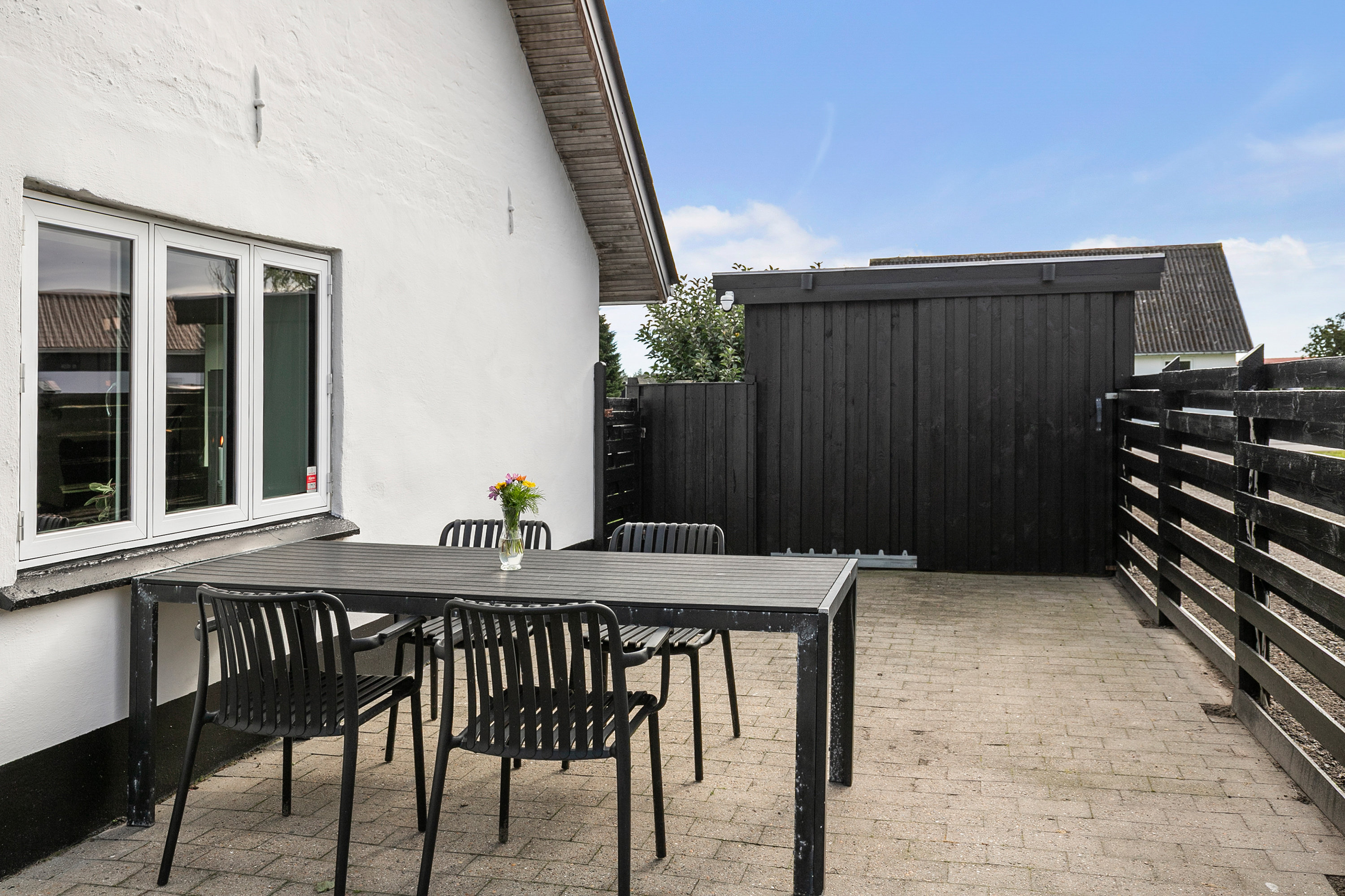 Fremhævet terrasse billede i fuldskærmstilstand. Billede af Gl. Landevej 141, Ryaa, 9440 Aabybro