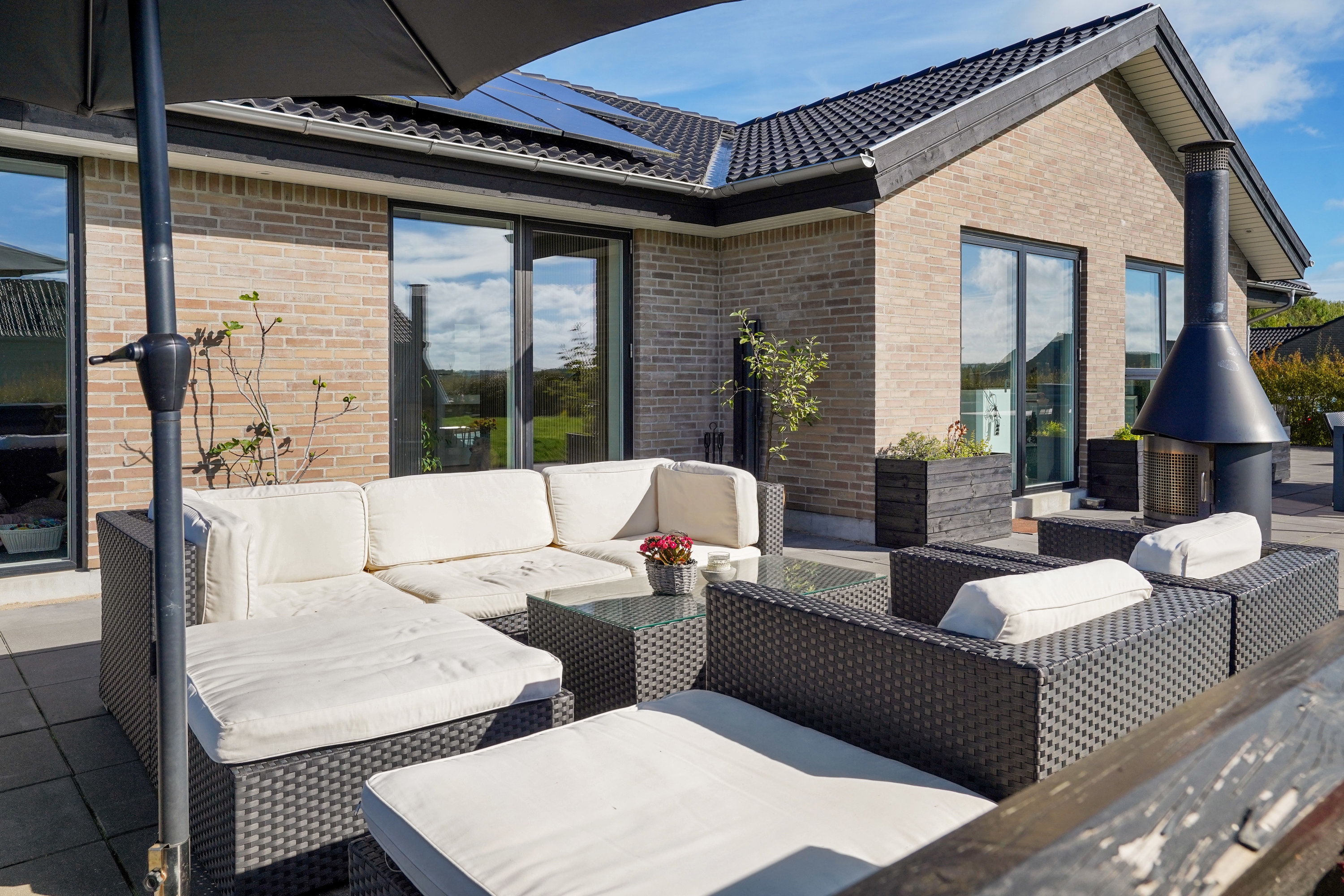 Fremhævet terrasse billede i fuldskærmstilstand. Billede af Kirkebyvænget 22, Gl Ejby, 5592 Ejby