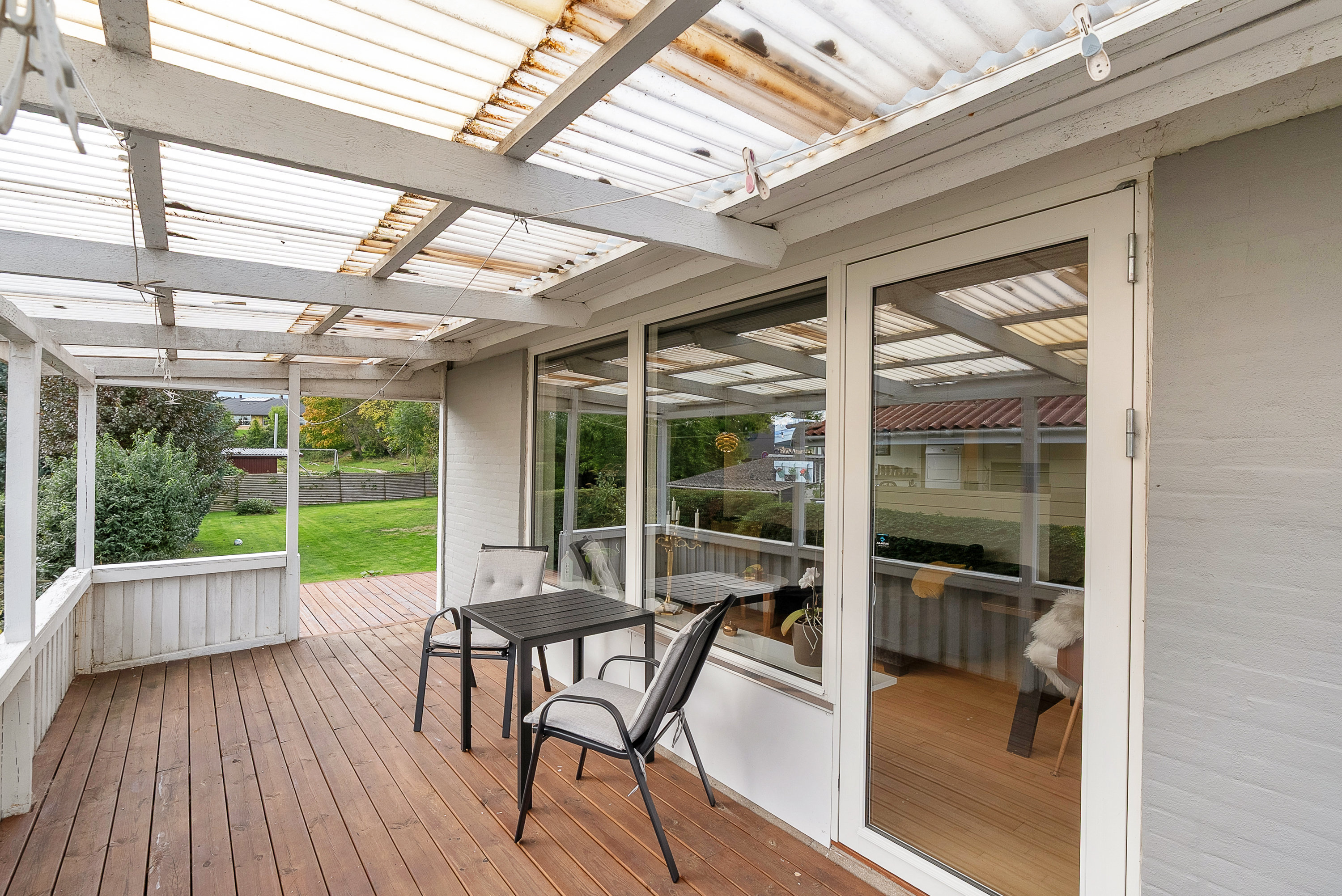 Fremhævet overdækket terrasse billede i fuldskærmstilstand. Billede af Saugstedgårdsvej 5, 5600 Faaborg