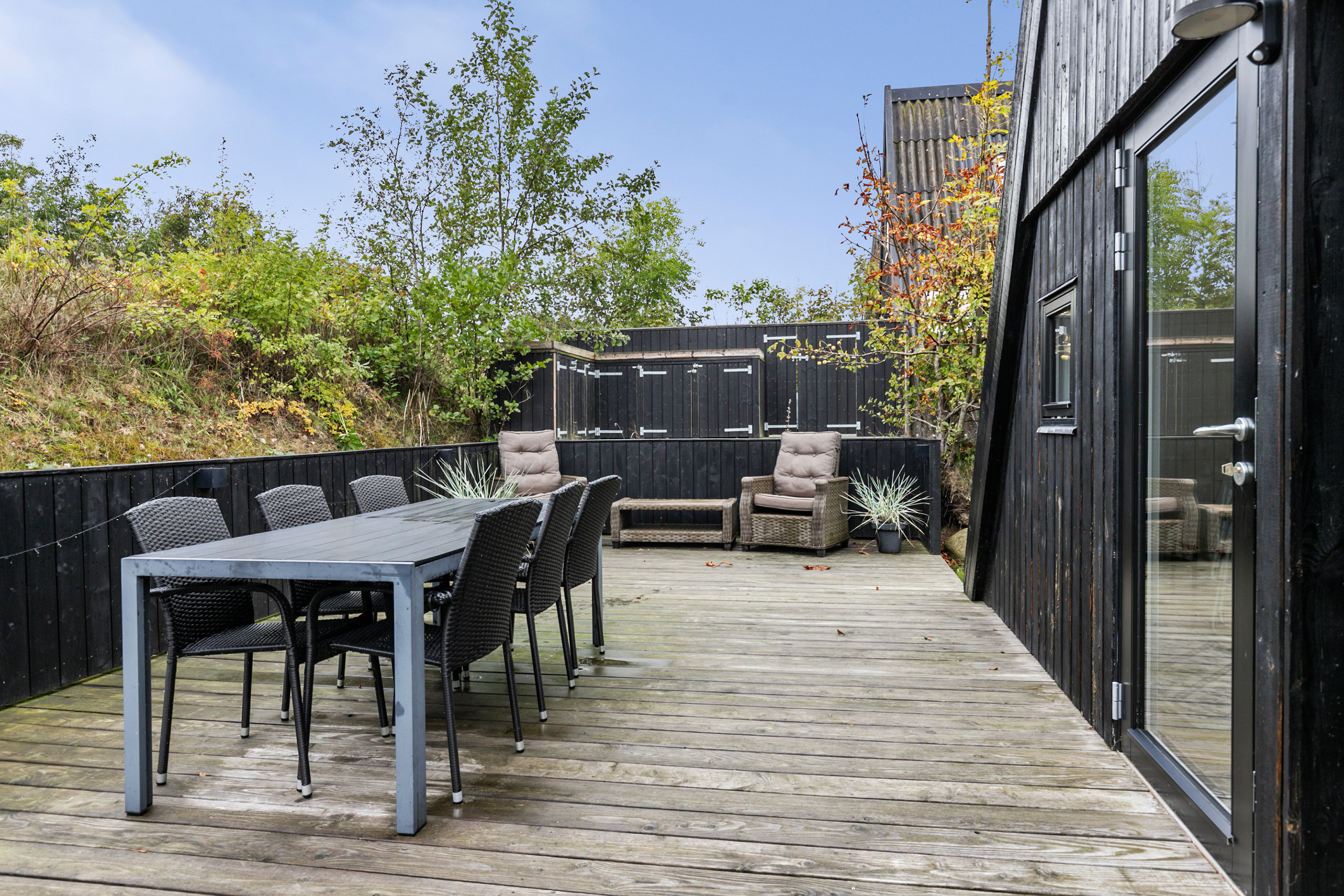 Fremhævet terrasse billede i fuldskærmstilstand. Billede af Golfsvinget 18, Gatten, 9640 Farsø