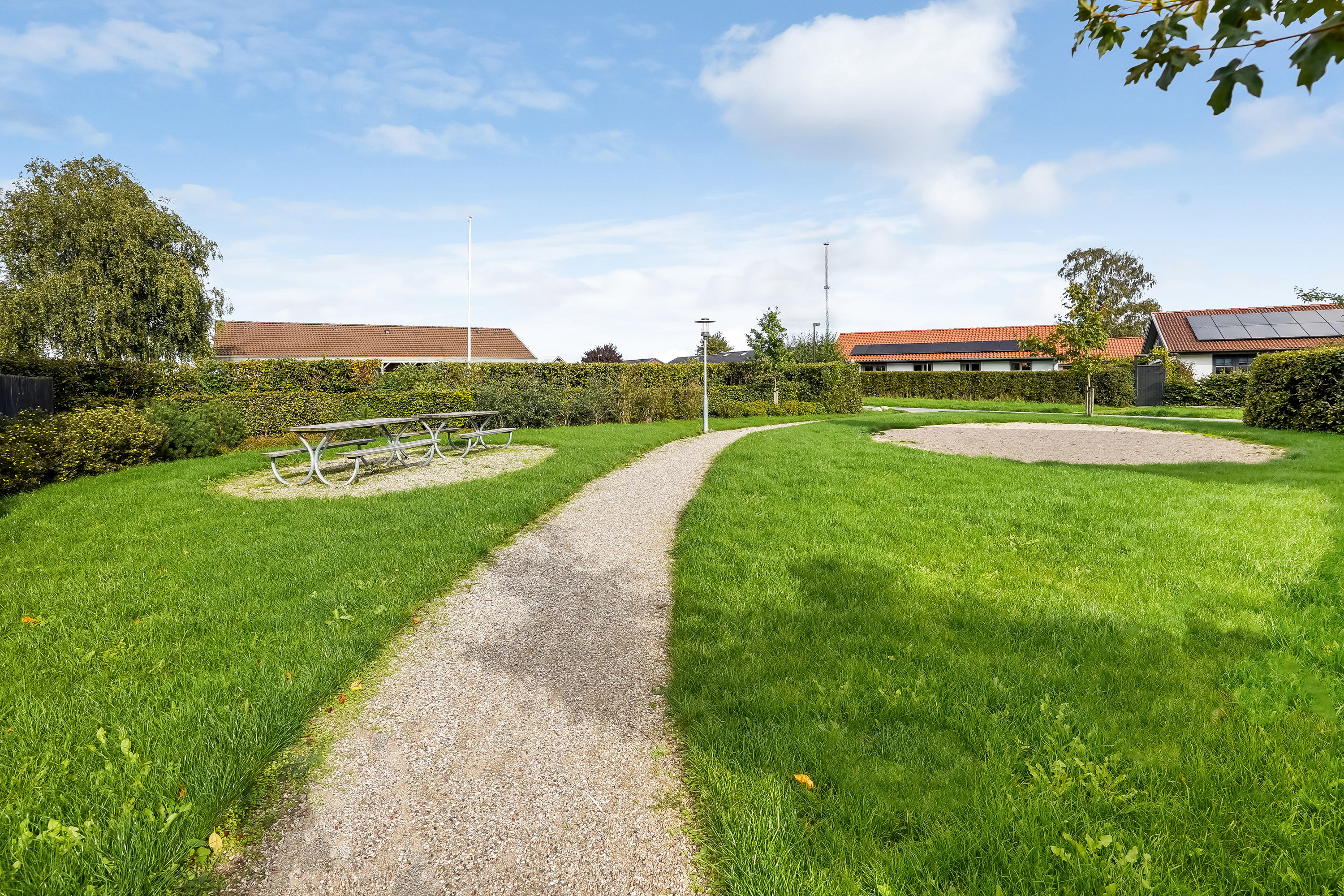 Fremhævet have billede i fuldskærmstilstand. Billede af Neder-Holluf-Vej 16G, Neder Holluf, 5220 Odense SØ