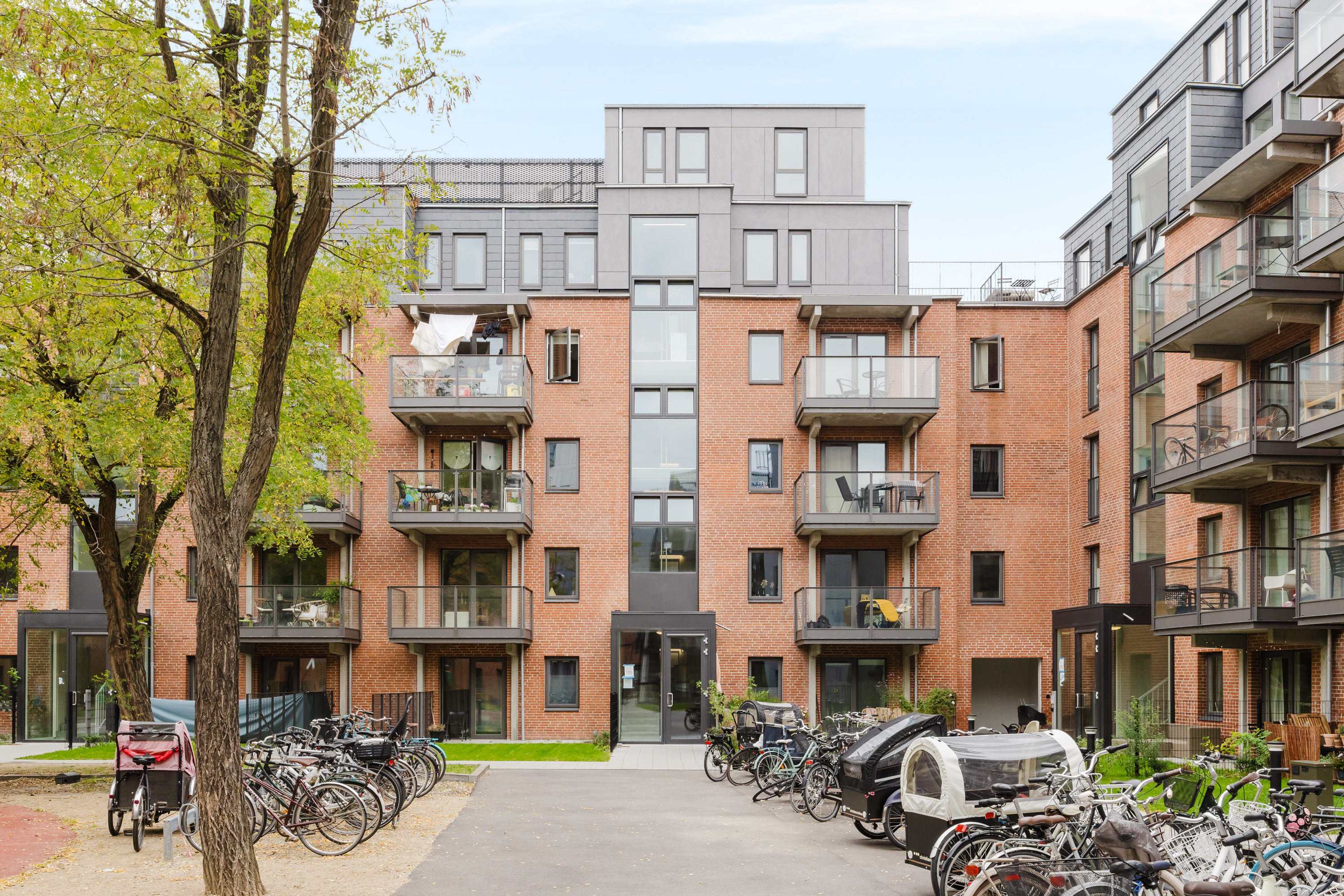 Fremhævet andet billede i fuldskærmstilstand. Billede af Mjølnerparken 64, 1. tv., 2200 København N