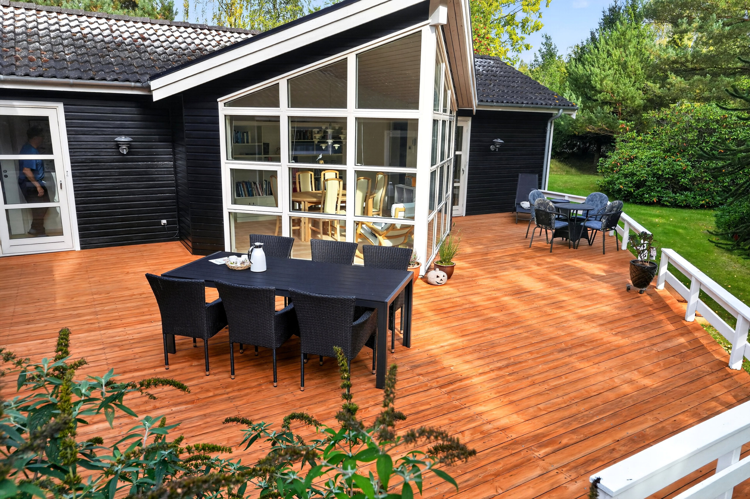 Fremhævet terrasse billede i fuldskærmstilstand. Billede af Bjørnevej 22, 4581 Rørvig