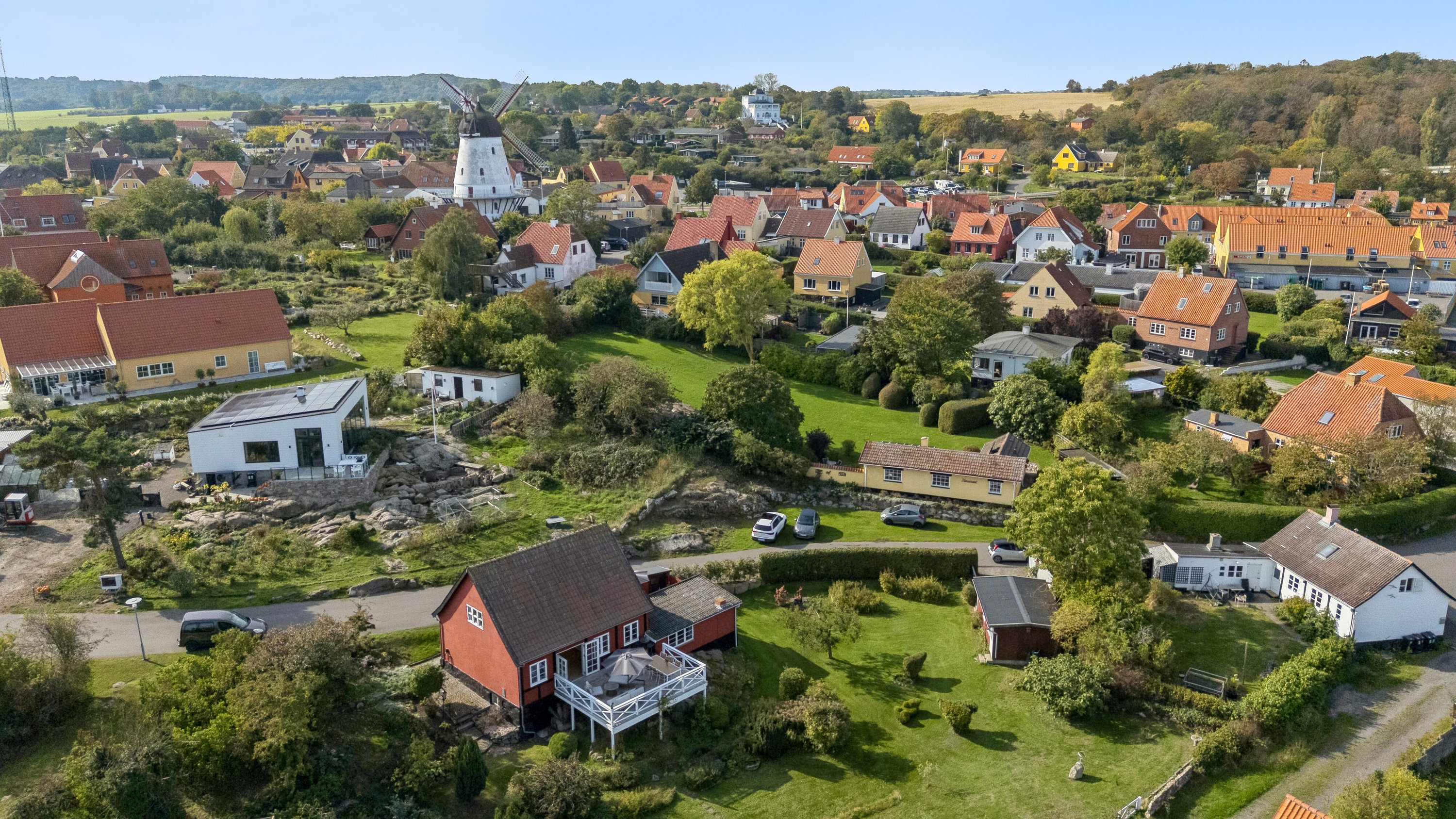 Fremhævet luftfoto billede i fuldskærmstilstand. Billede af Melsted Langgade 56, 3760 Gudhjem