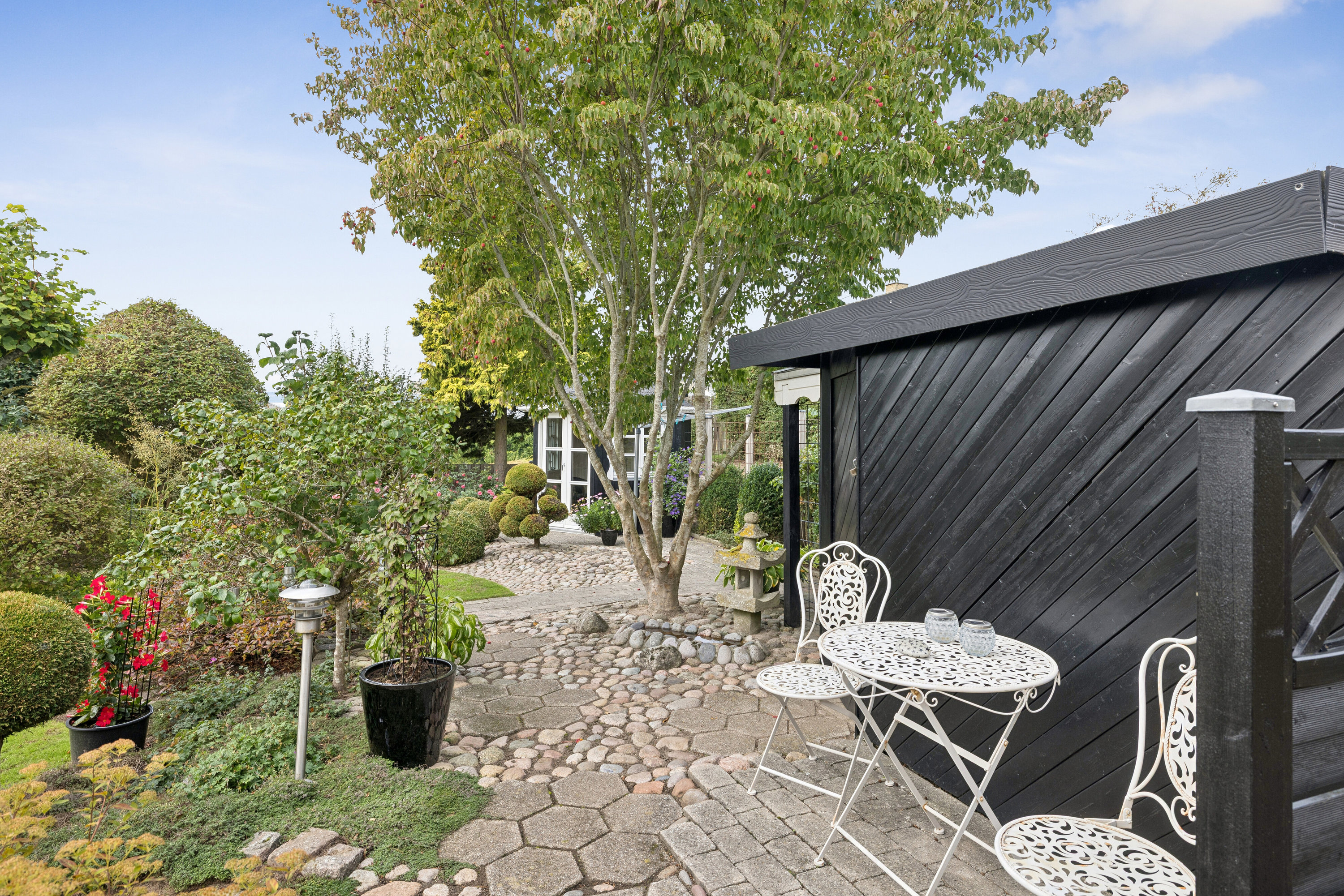Fremhævet terrasse billede i fuldskærmstilstand. Billede af Bakkevænget 3, 5900 Rudkøbing