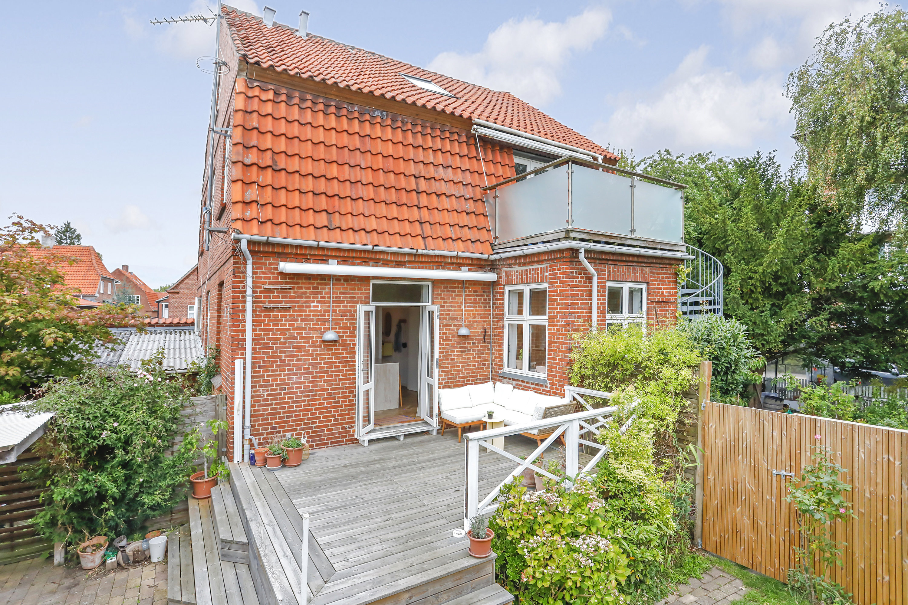 Fremhævet facade billede i fuldskærmstilstand. Billede af Sundbyvestervej 17, st., 2300 København S