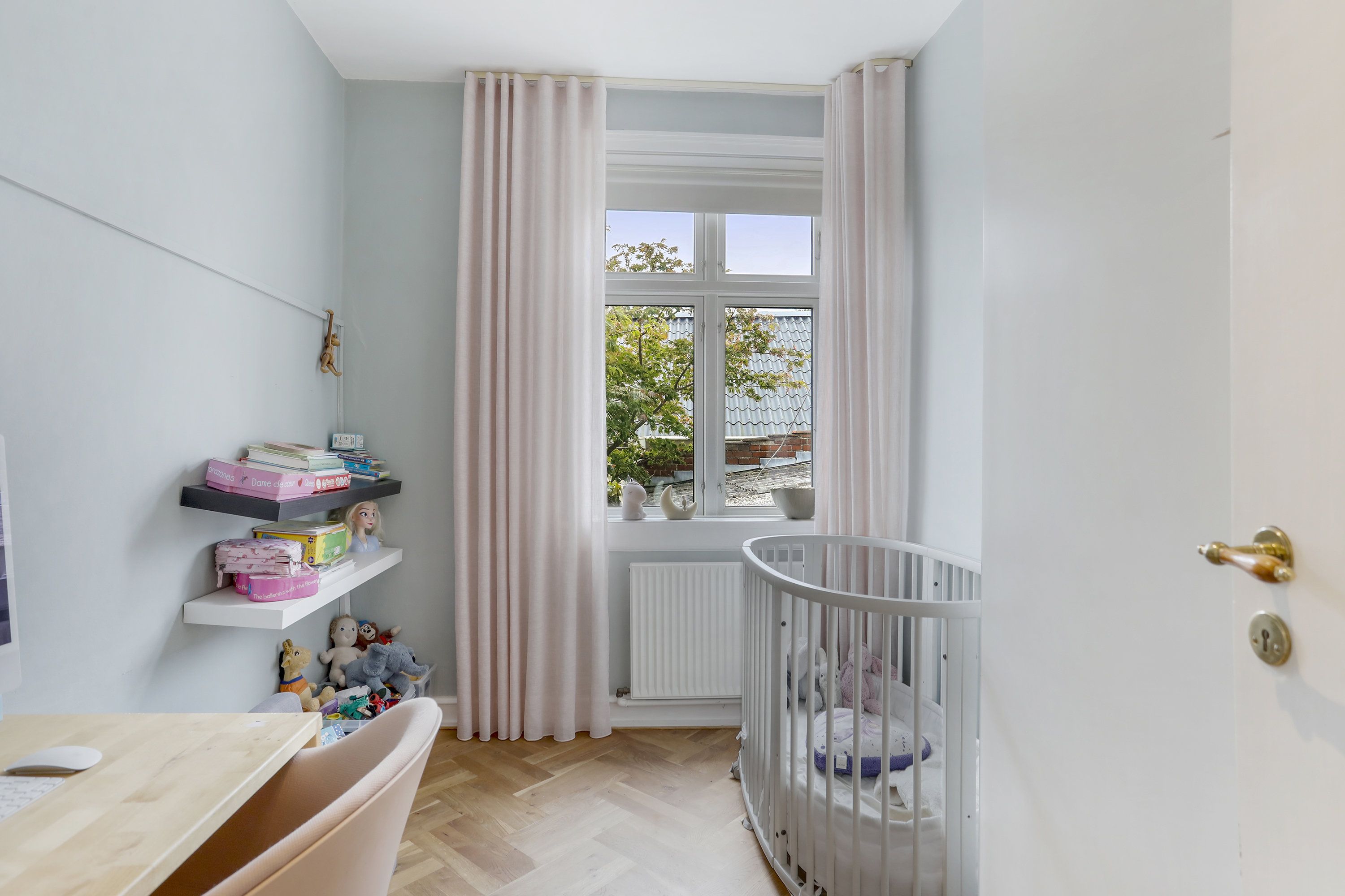 Fremhævet værelse billede i fuldskærmstilstand. Billede af Sundbyvestervej 17, st., 2300 København S