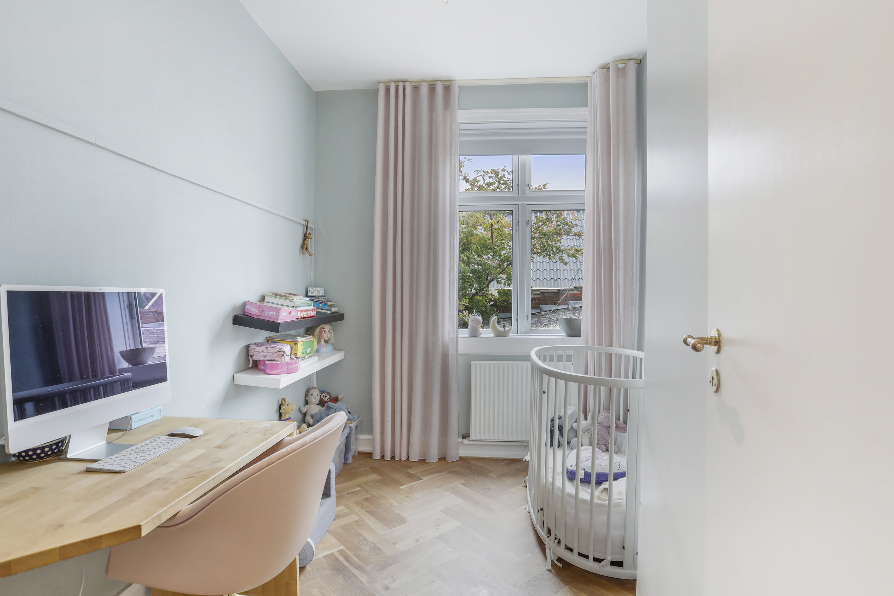 Fremhævet værelse billede i fuldskærmstilstand. Billede af Sundbyvestervej 17, st., 2300 København S
