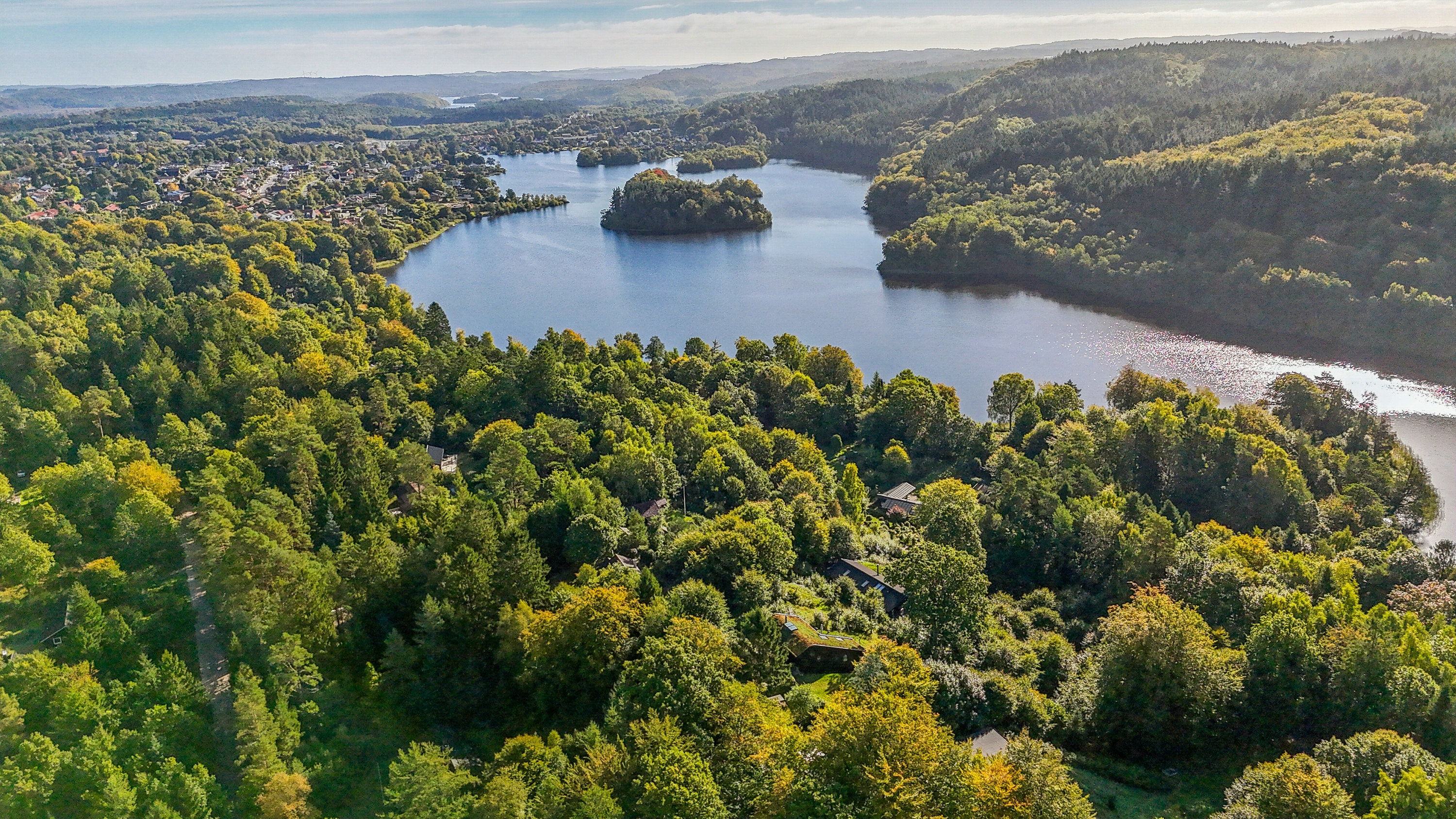 Fremhævet luftfoto billede i fuldskærmstilstand. Billede af Vesterlundvej 151, 8600 Silkeborg