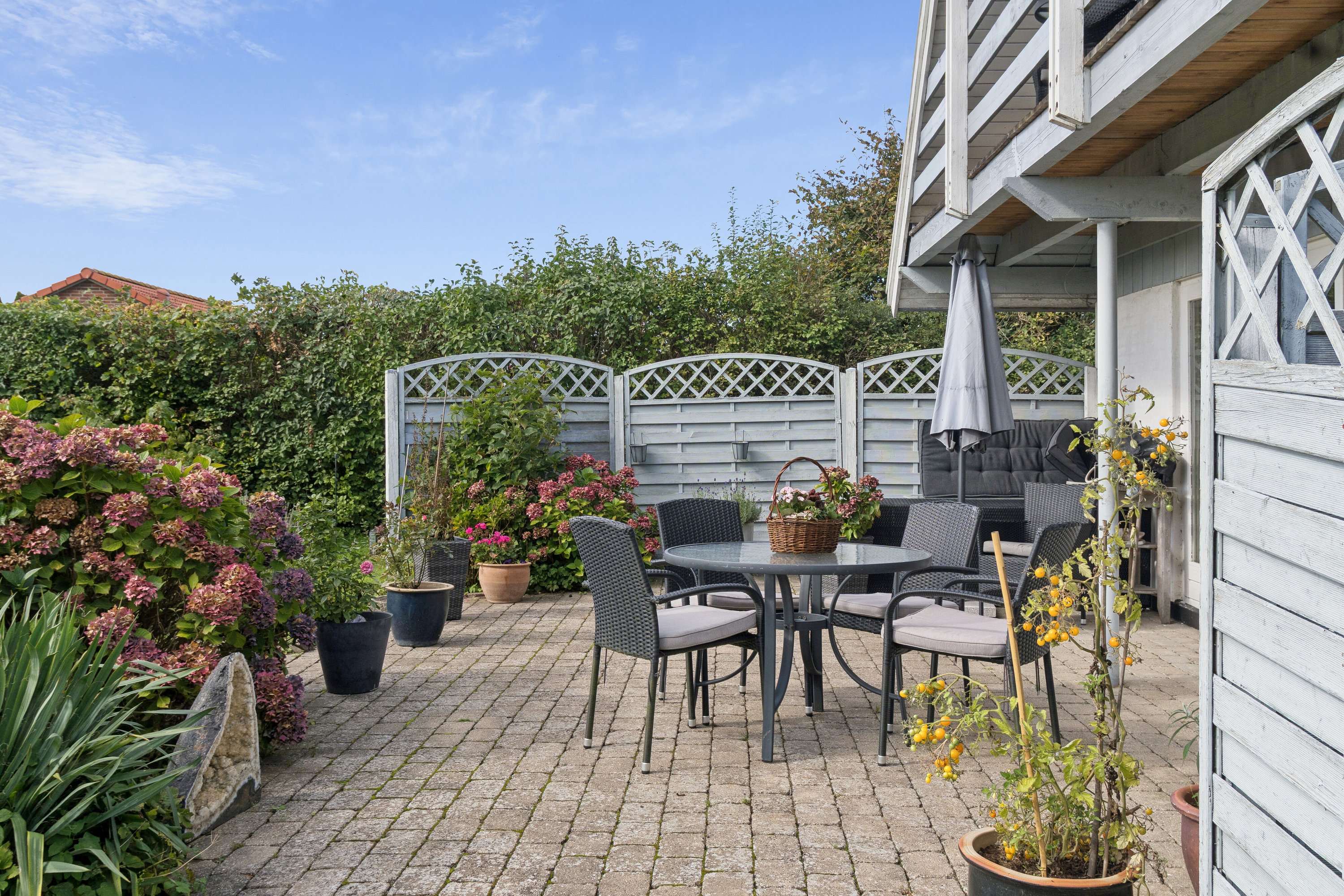 Fremhævet terrasse billede i fuldskærmstilstand. Billede af Ravnevej 6A, Tybjerglille Bakker, 4160 Herlufmagle