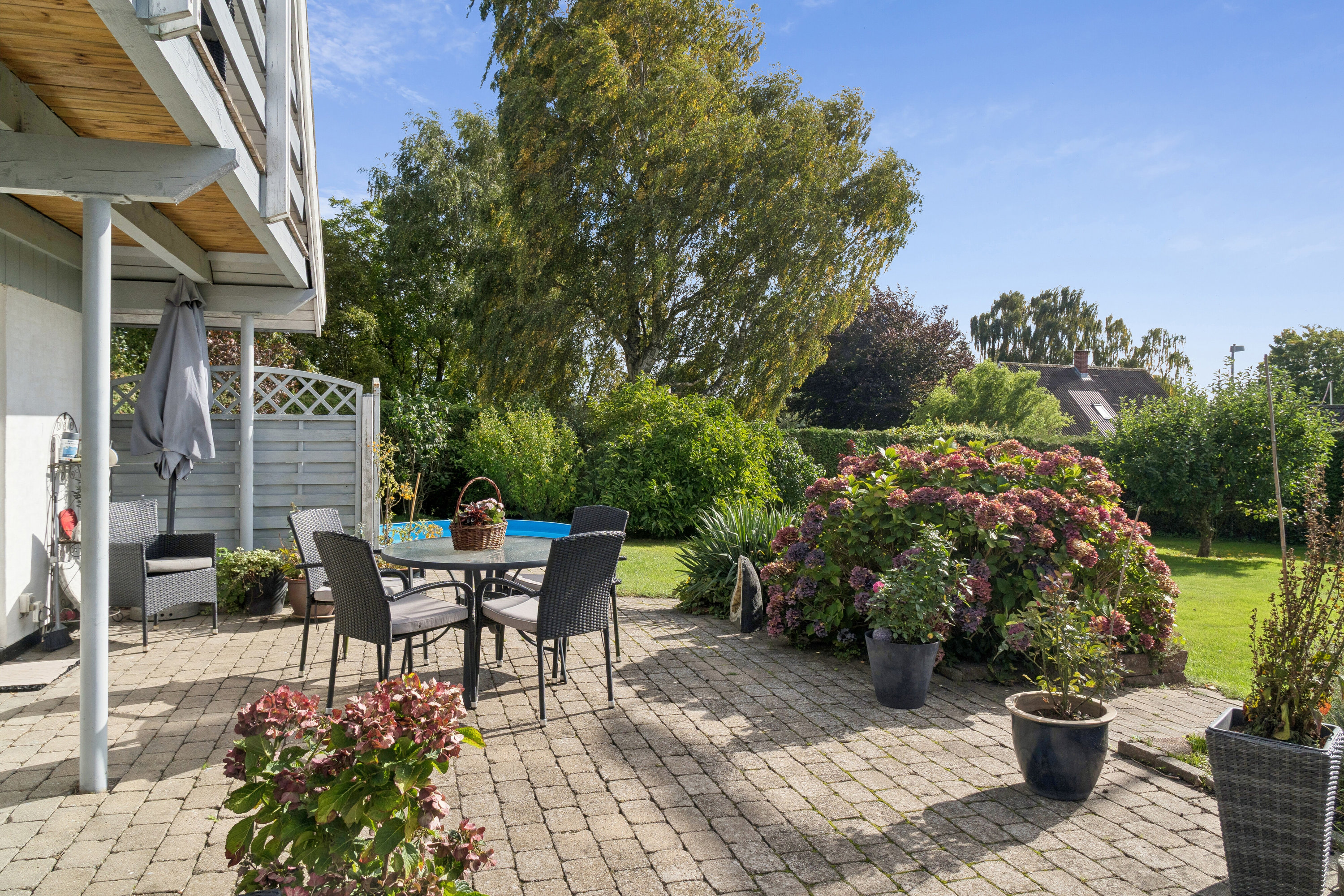 Fremhævet terrasse billede i fuldskærmstilstand. Billede af Ravnevej 6A, Tybjerglille Bakker, 4160 Herlufmagle