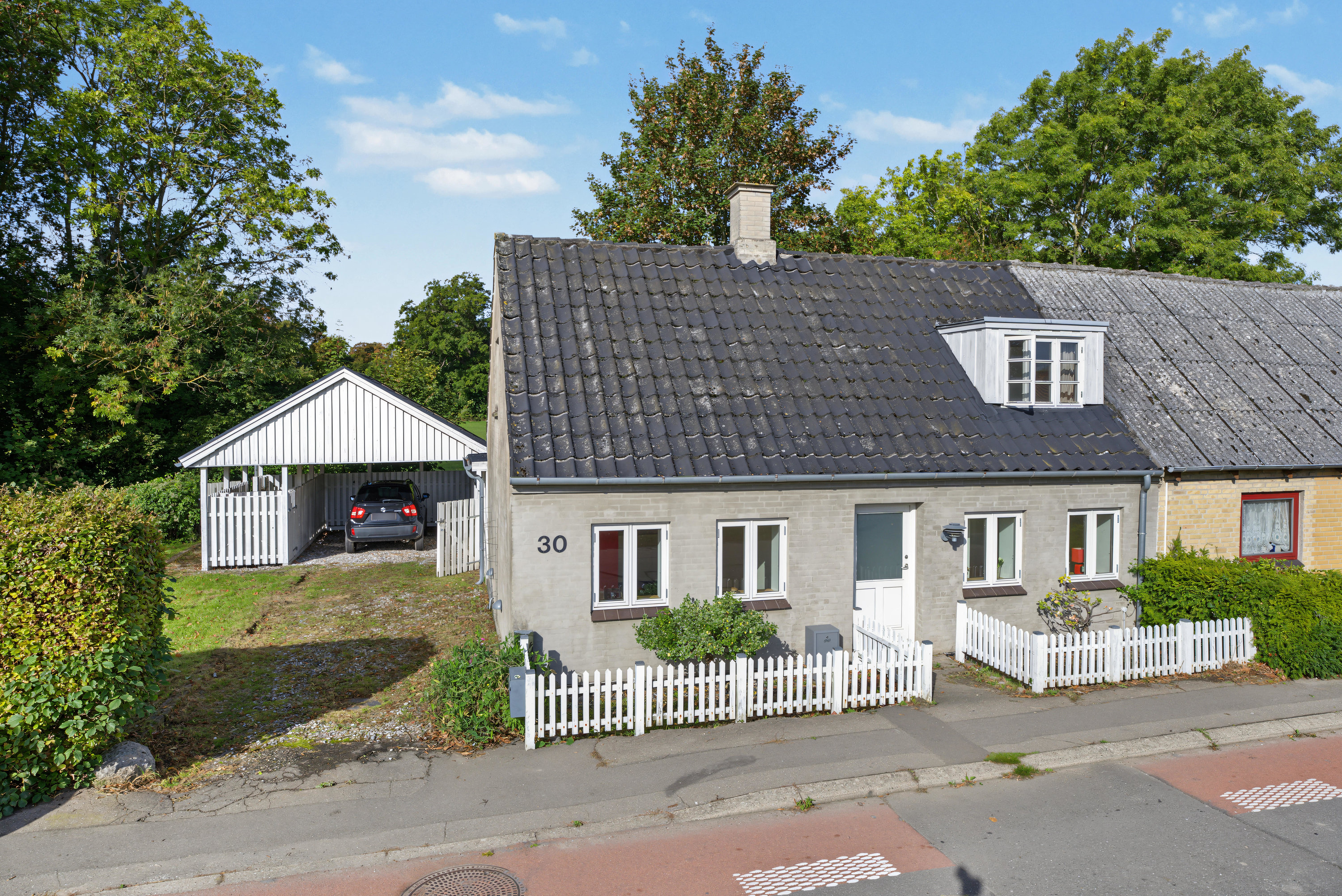 Fremhævet mastefoto billede i fuldskærmstilstand. Billede af Østofte Gade 30, 4951 Nørreballe