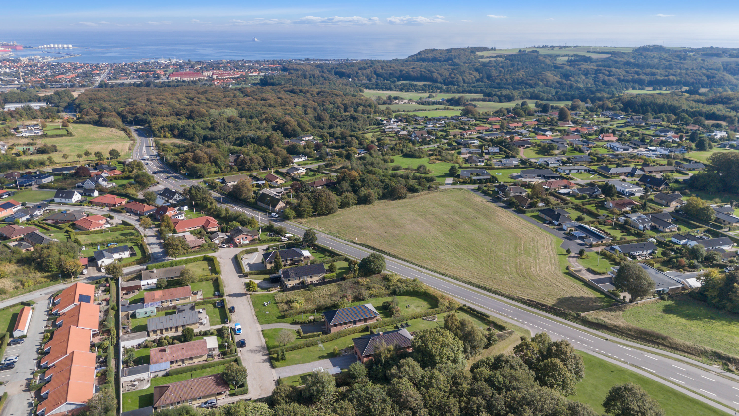 Fremhævet luftfoto billede i fuldskærmstilstand. Billede af Kildevænget 9, Kilden, 9900 Frederikshavn