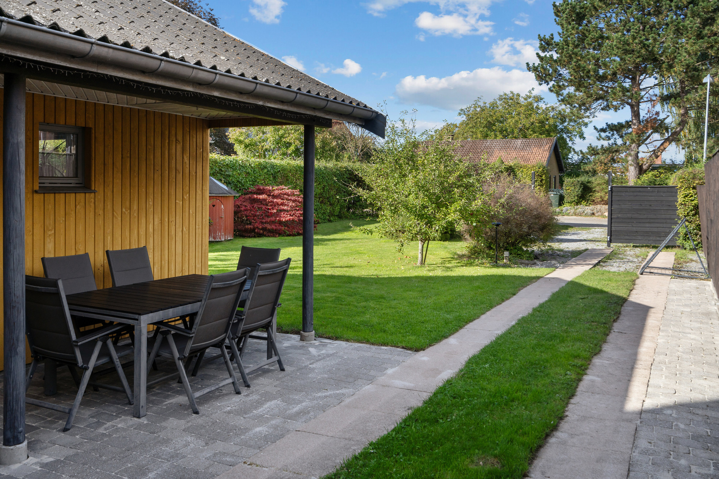 Fremhævet terrasse billede i fuldskærmstilstand. Billede af Stenstykkevej 19, 2650 Hvidovre