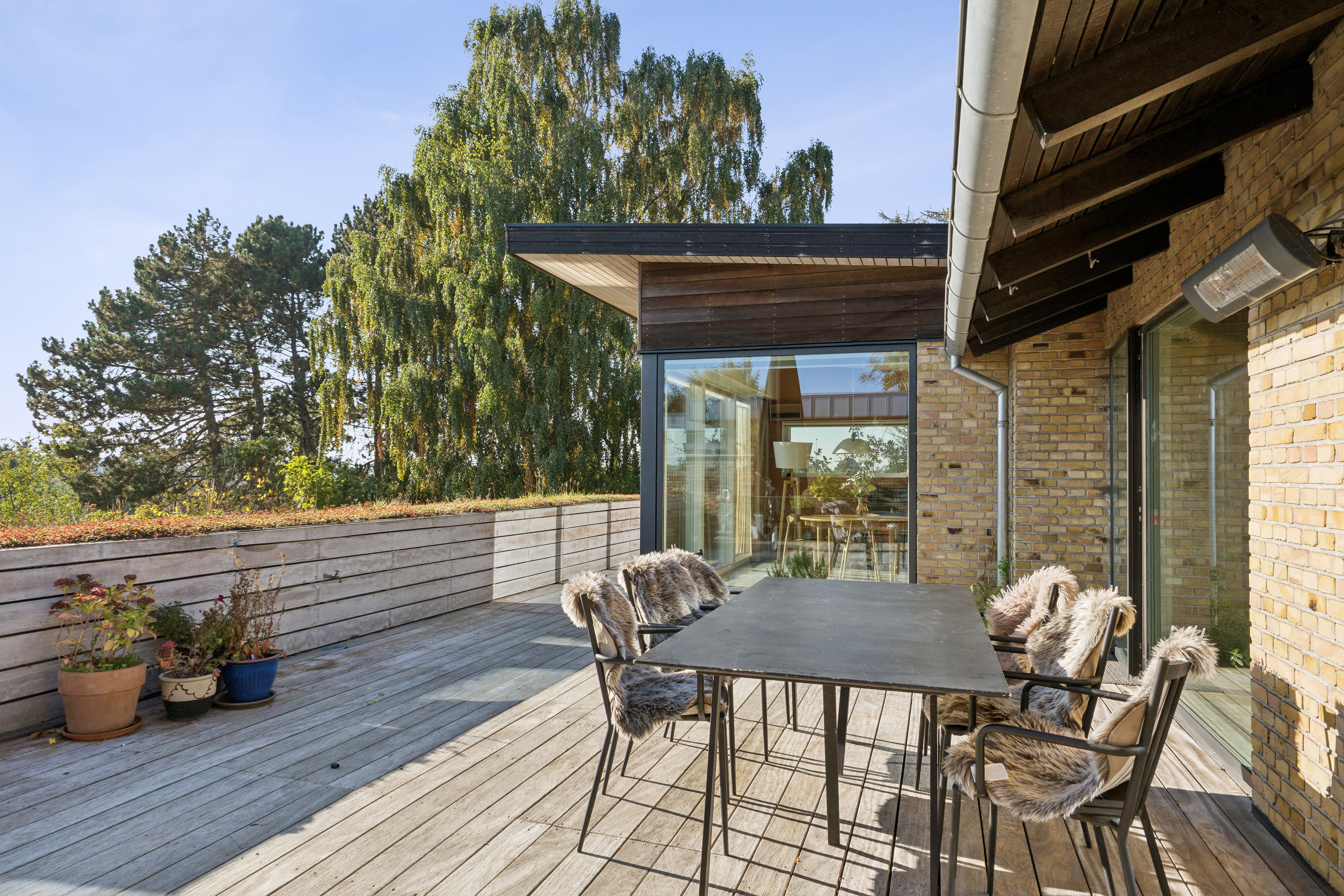 Fremhævet terrasse billede i fuldskærmstilstand. Billede af Bakkedraget 7, 8270 Højbjerg