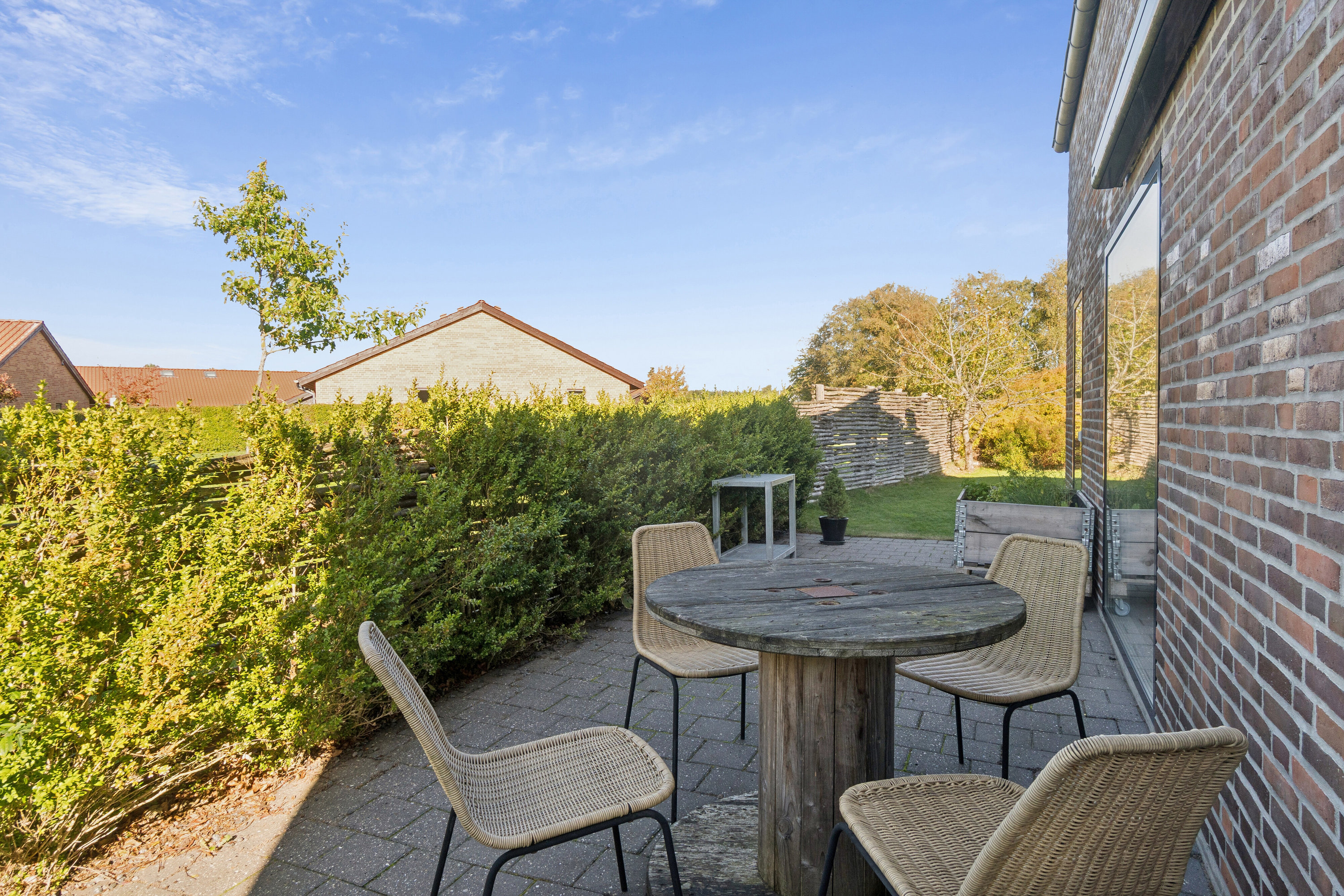 Fremhævet terrasse billede i fuldskærmstilstand. Billede af Orholt Allé 89, 8310 Tranbjerg J