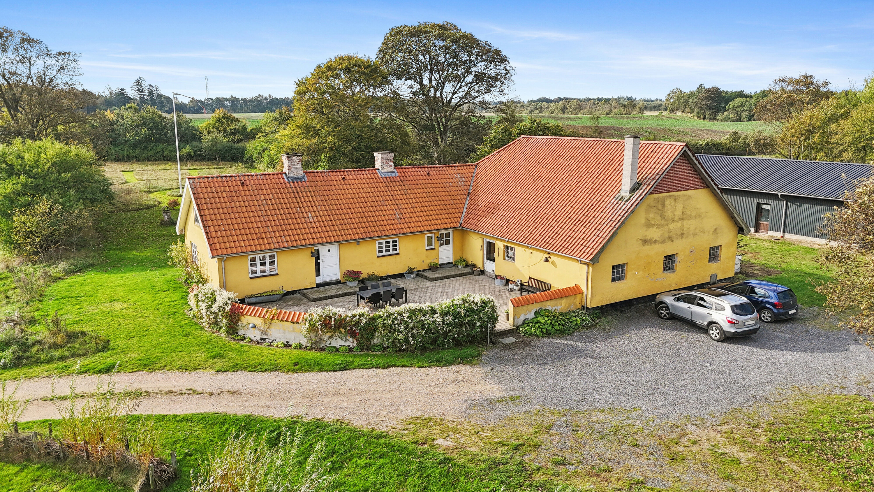 Fremhævet set fra vejen billede i fuldskærmstilstand. Billede af Kirkemosevej 153, Hørmested, 9870 Sindal