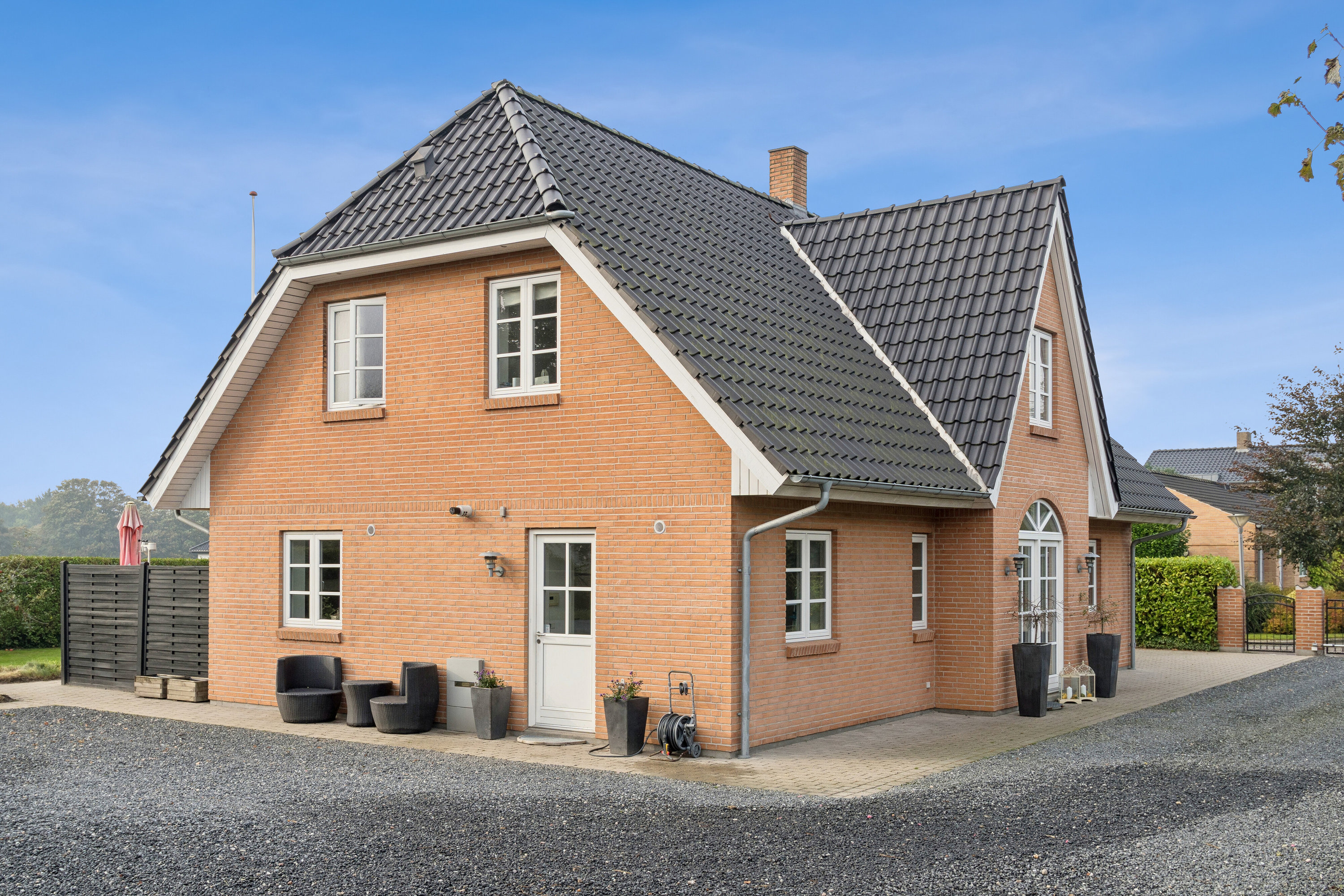 Fremhævet set fra vejen billede i fuldskærmstilstand. Billede af Bakkegårdsvej 39, Kollund, 6340 Kruså