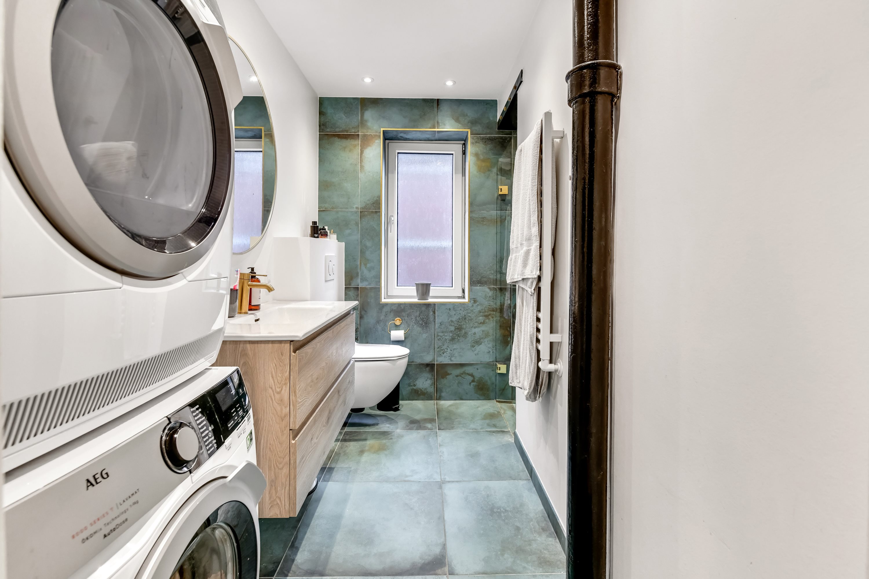 Fremhævet toilet billede i fuldskærmstilstand. Billede af Frodesgade 144, st. th., 6700 Esbjerg