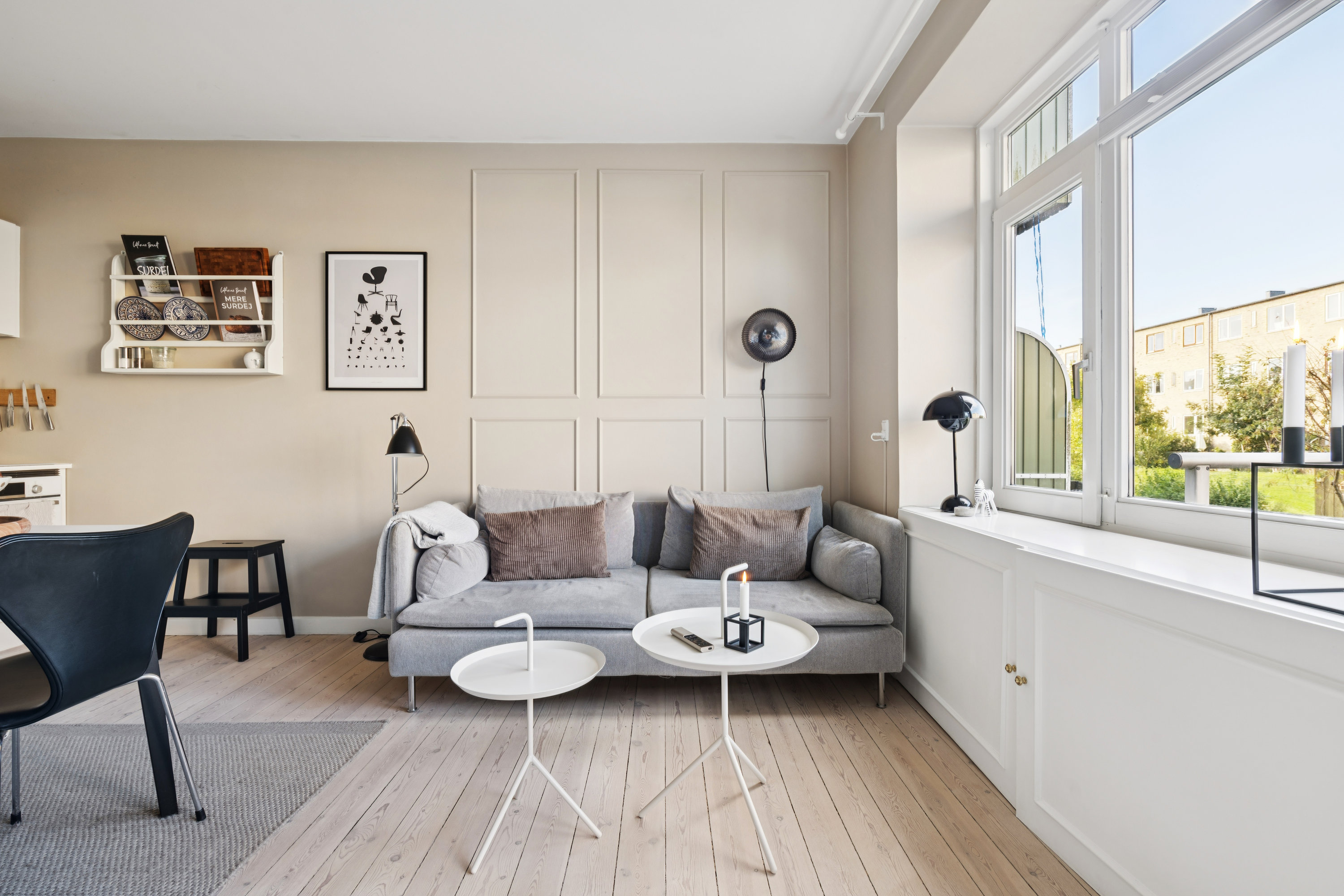Fremhævet stue billede i fuldskærmstilstand. Billede af Nørgaardsvej 20, st. th., 2800 Kongens Lyngby
