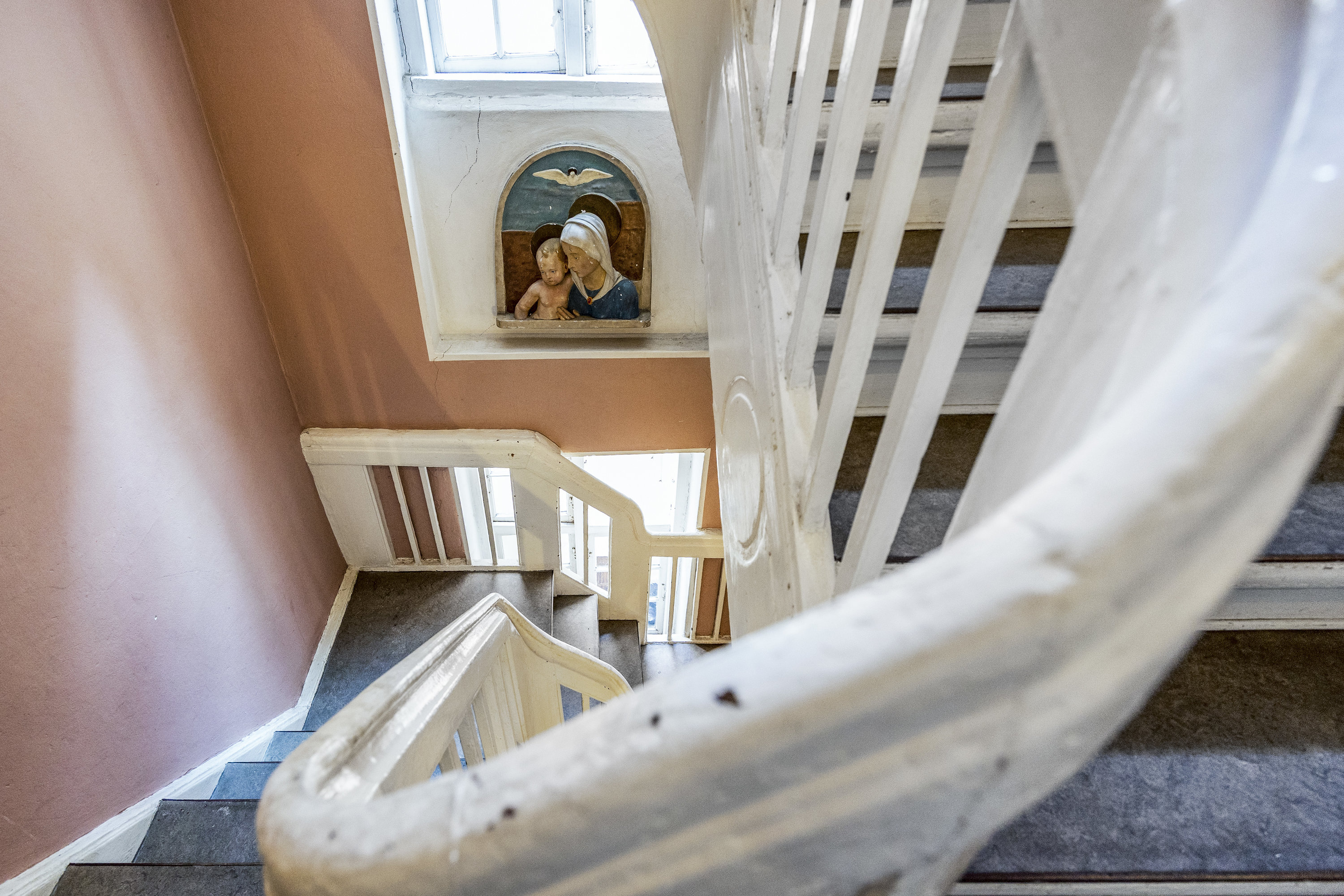 Fremhævet  billede i fuldskærmstilstand. Billede af Naboløs 1, 2. tv., 1206 København K