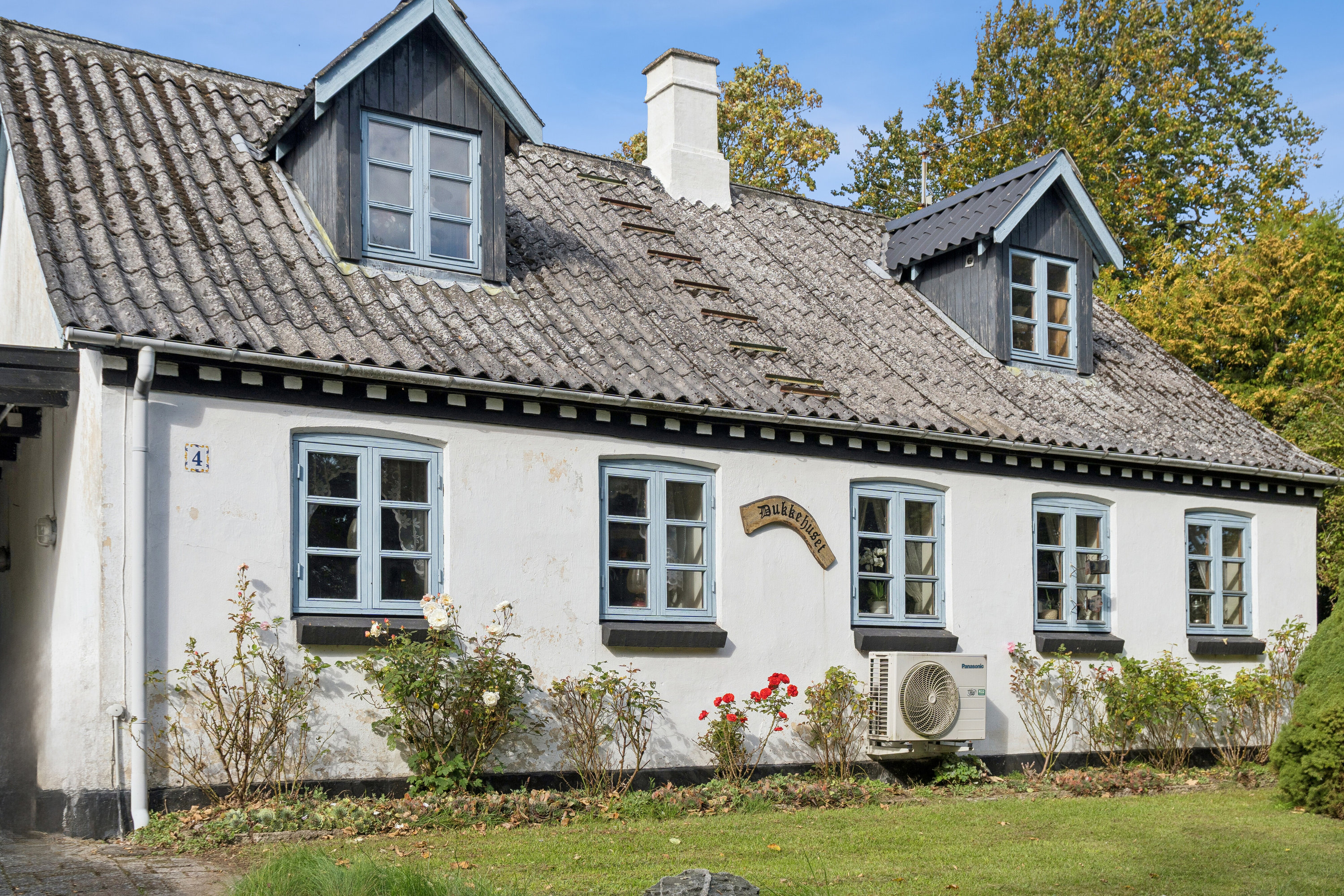Fremhævet set fra haven billede i fuldskærmstilstand. Billede af Stubberup Byvej 4, 4540 Fårevejle