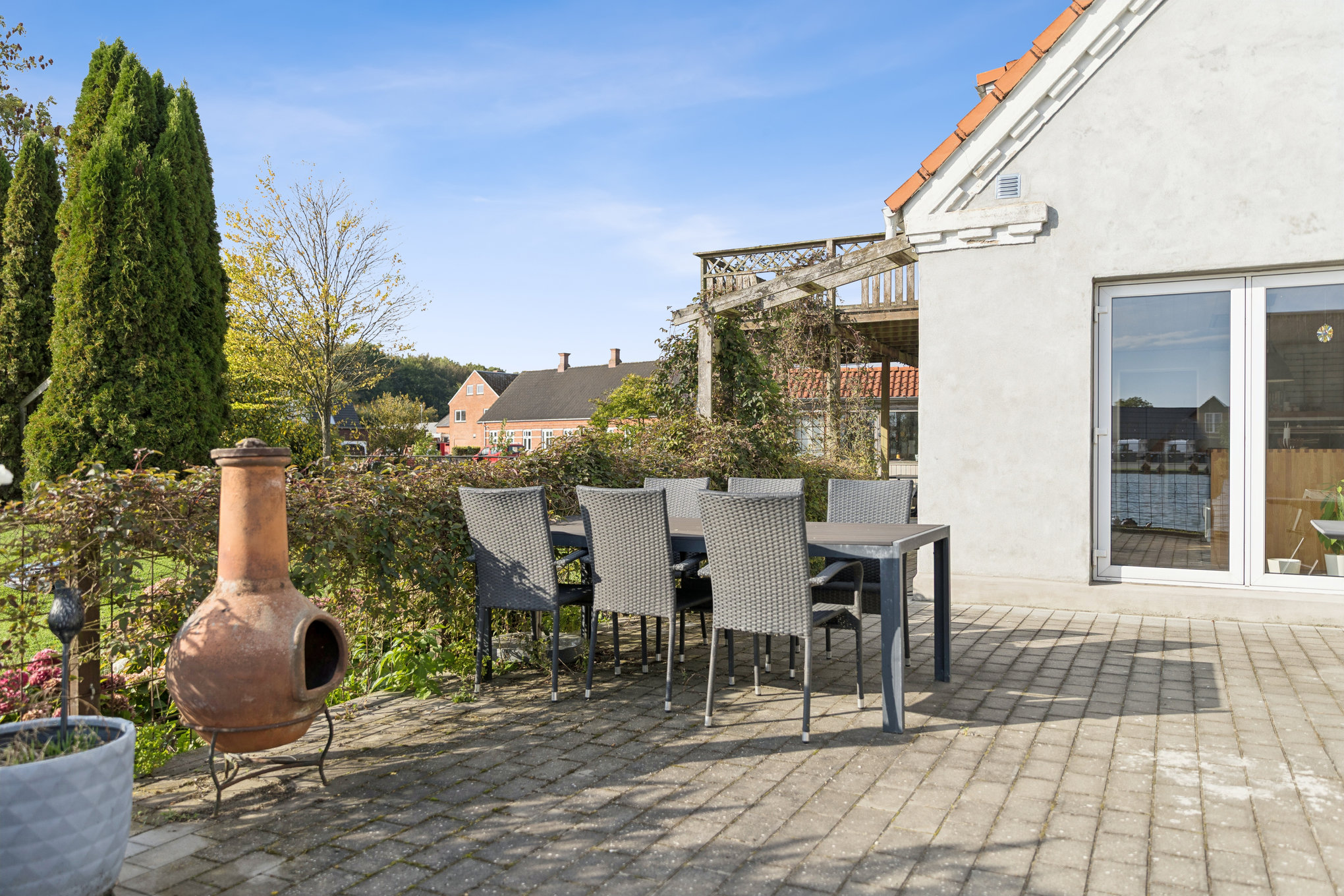 Fremhævet terrasse billede i fuldskærmstilstand. Billede af Udbyhøjvej 642, Råby, 8970 Havndal