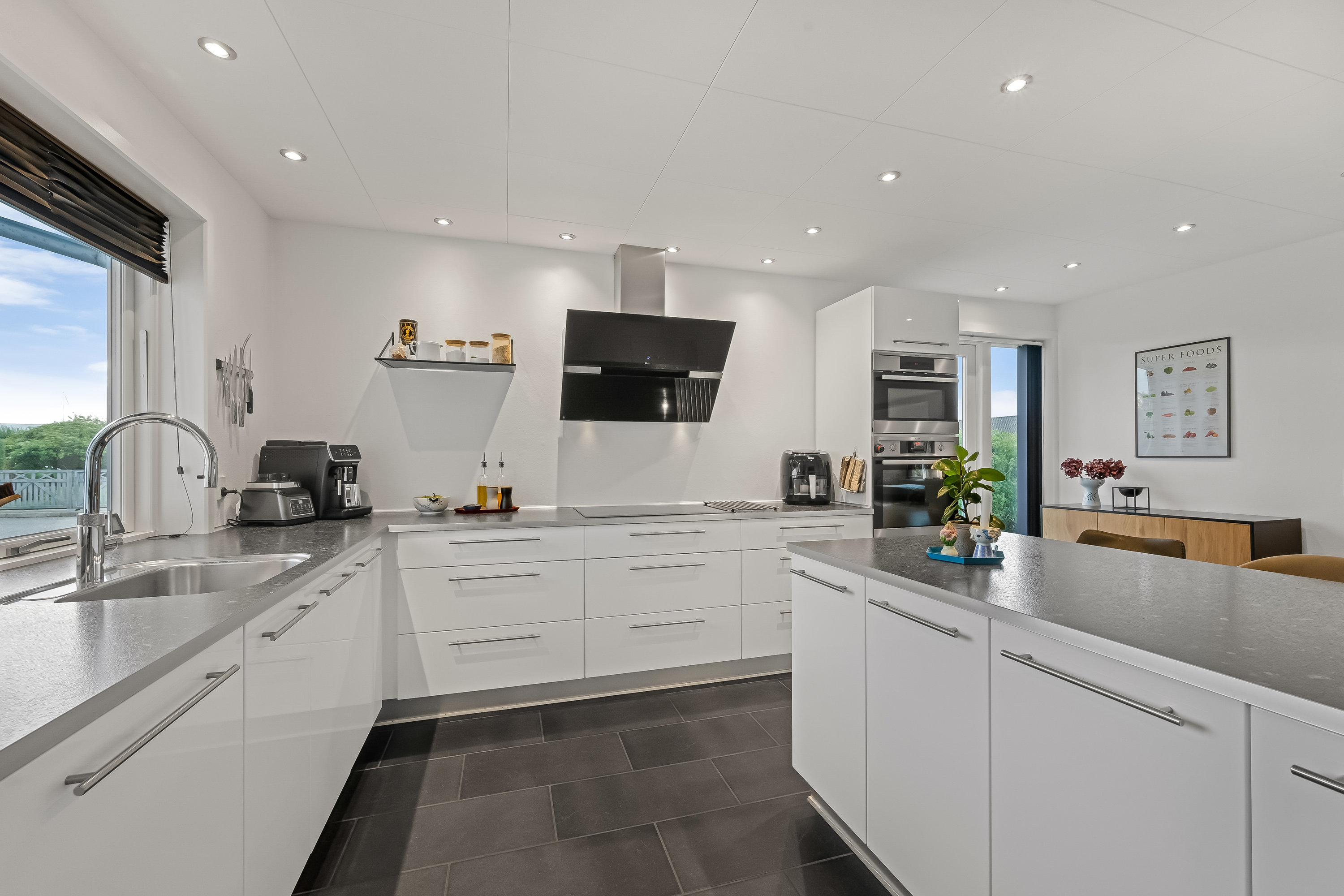 Kirkevej 12, Rindum, 6950 Ringkøbing