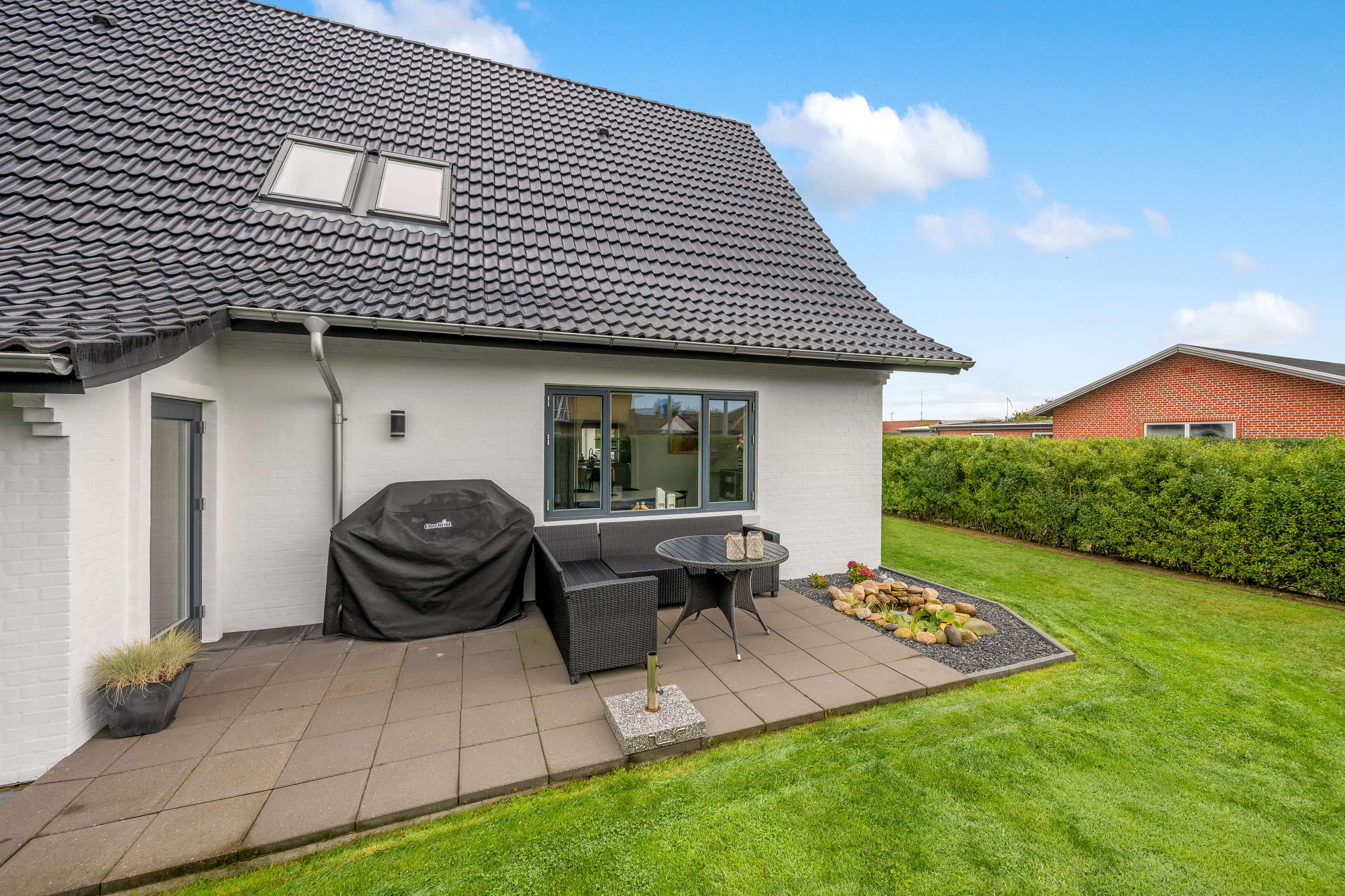 Fremhævet terrasse billede i fuldskærmstilstand. Billede af Kirkevej 12, Rindum, 6950 Ringkøbing