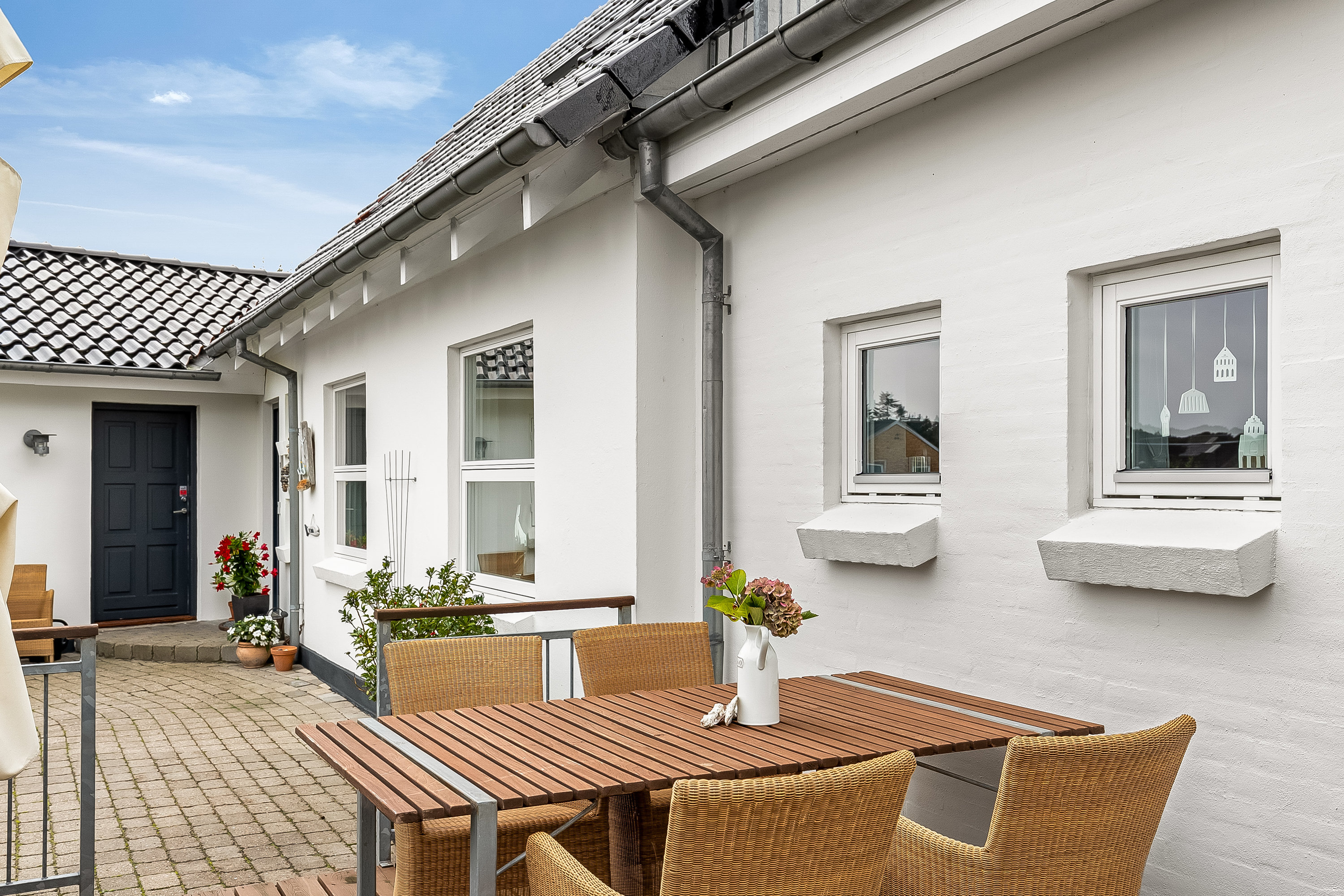 Fremhævet terrasse billede i fuldskærmstilstand. Billede af Buen 6, Søndermarken, 7100 Vejle