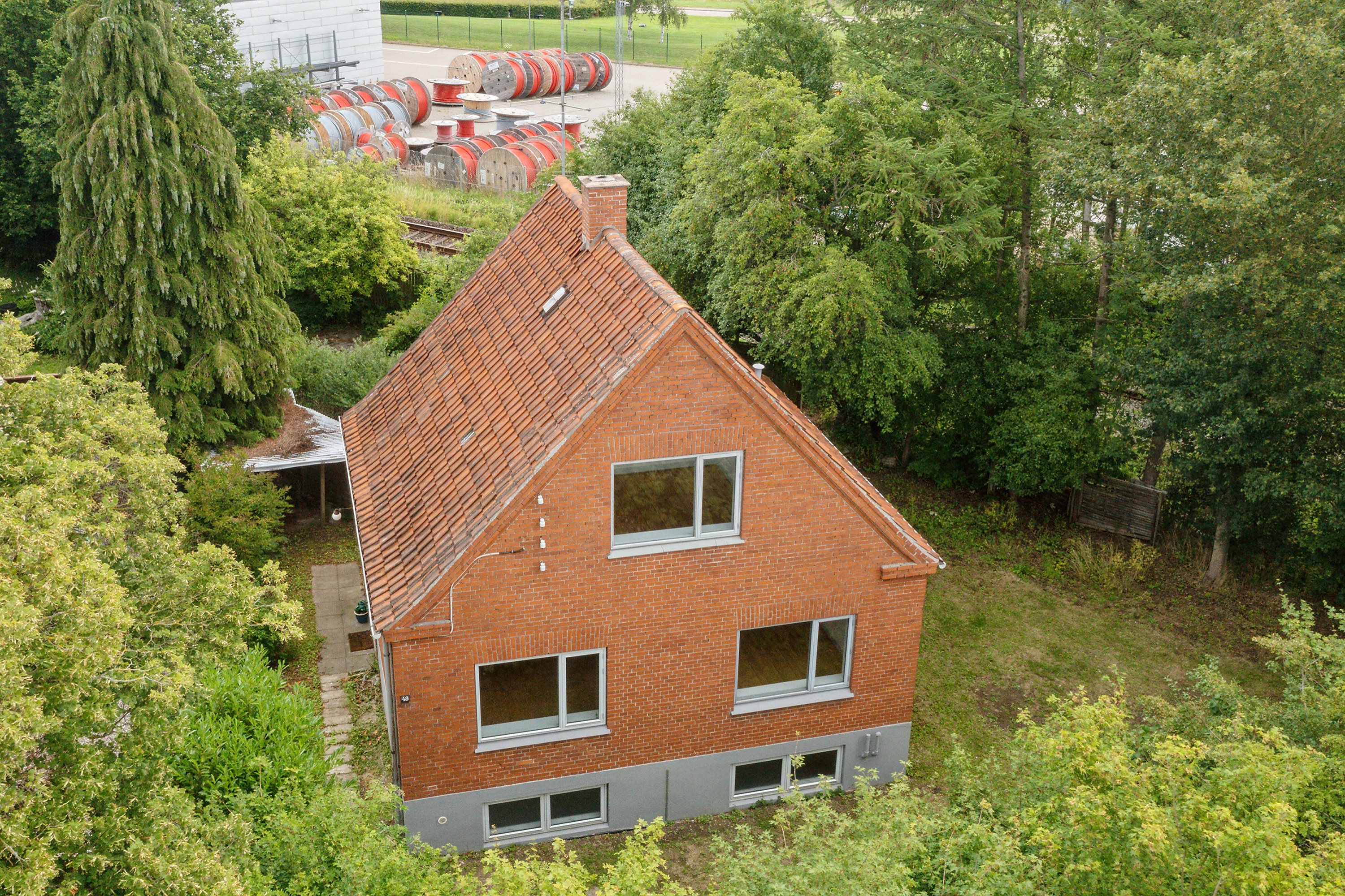 Fremhævet set fra haven billede i fuldskærmstilstand. Billede af Fåborgvej 48, 5700 Svendborg