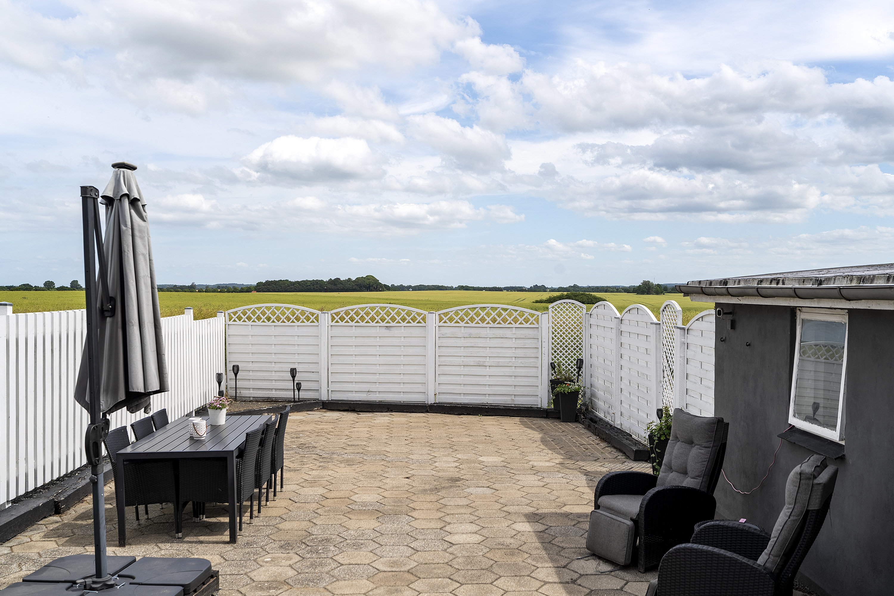 Fremhævet terrasse billede i fuldskærmstilstand. Billede af Bygaden 5, Kundby, 4520 Svinninge