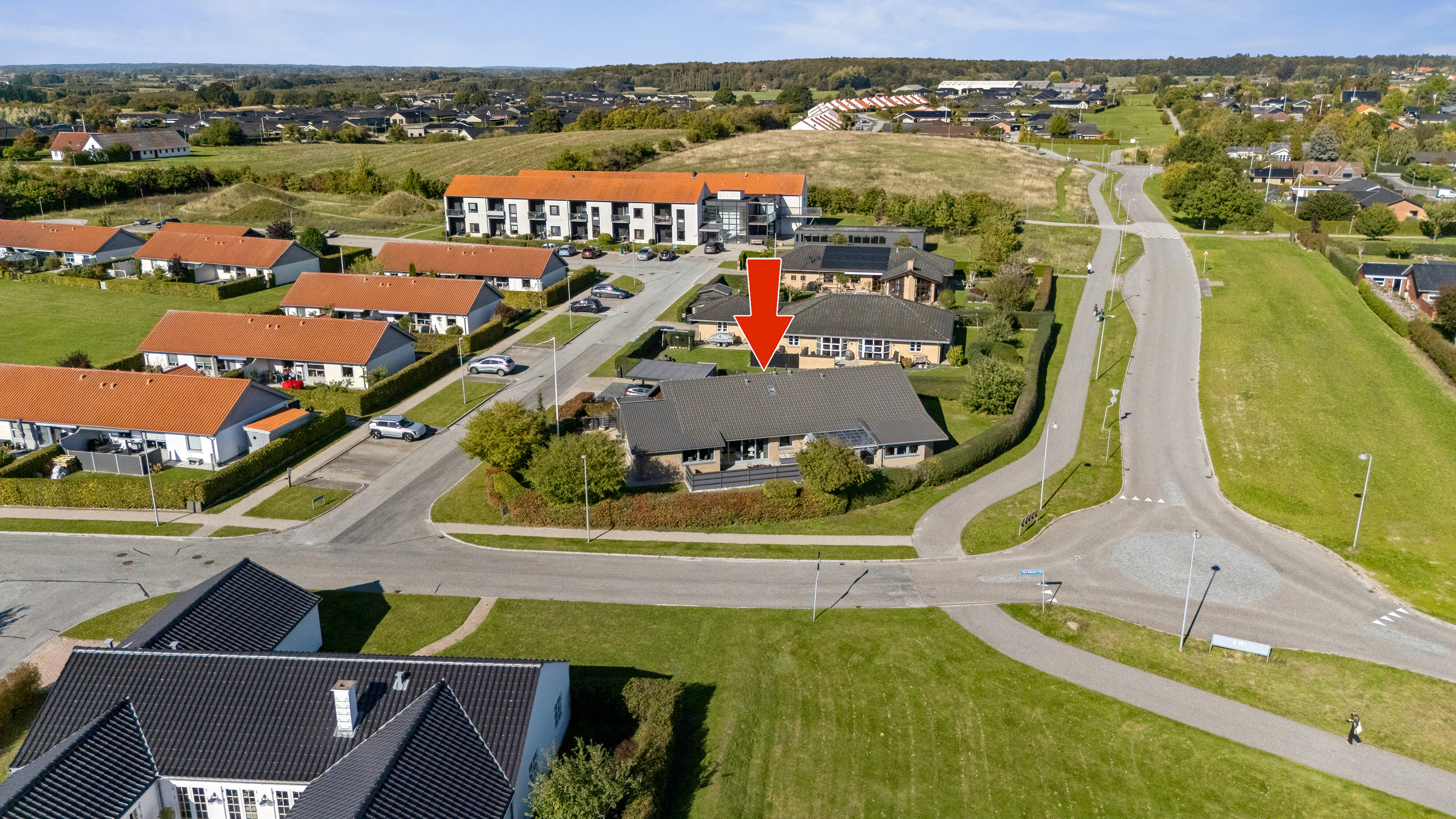 Fremhævet luftfoto billede i fuldskærmstilstand. Billede af Tove Ditlevsens Vej 2A, 4700 Næstved
