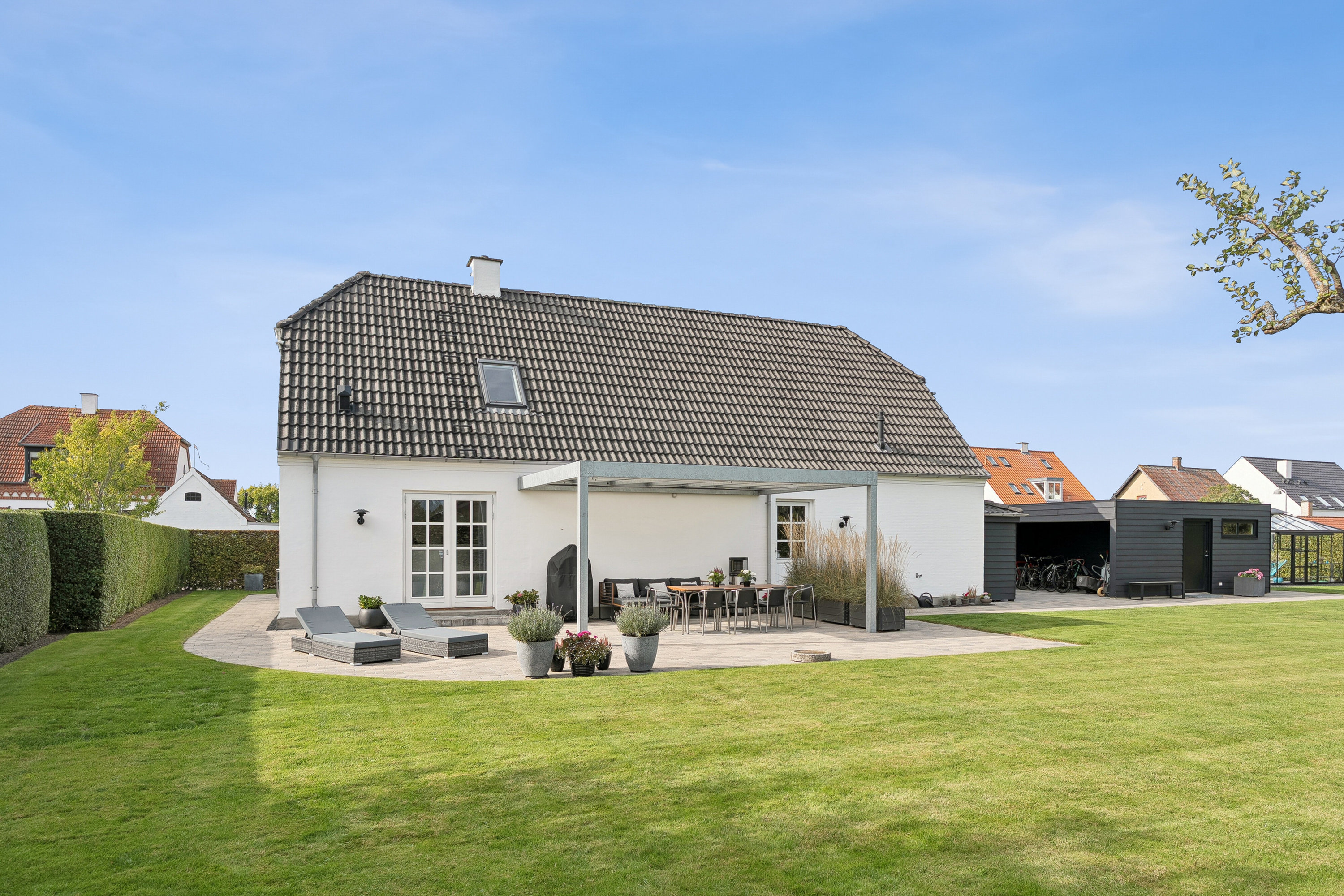 Fremhævet set fra haven billede i fuldskærmstilstand. Billede af Hestehavevej 80, 4720 Præstø