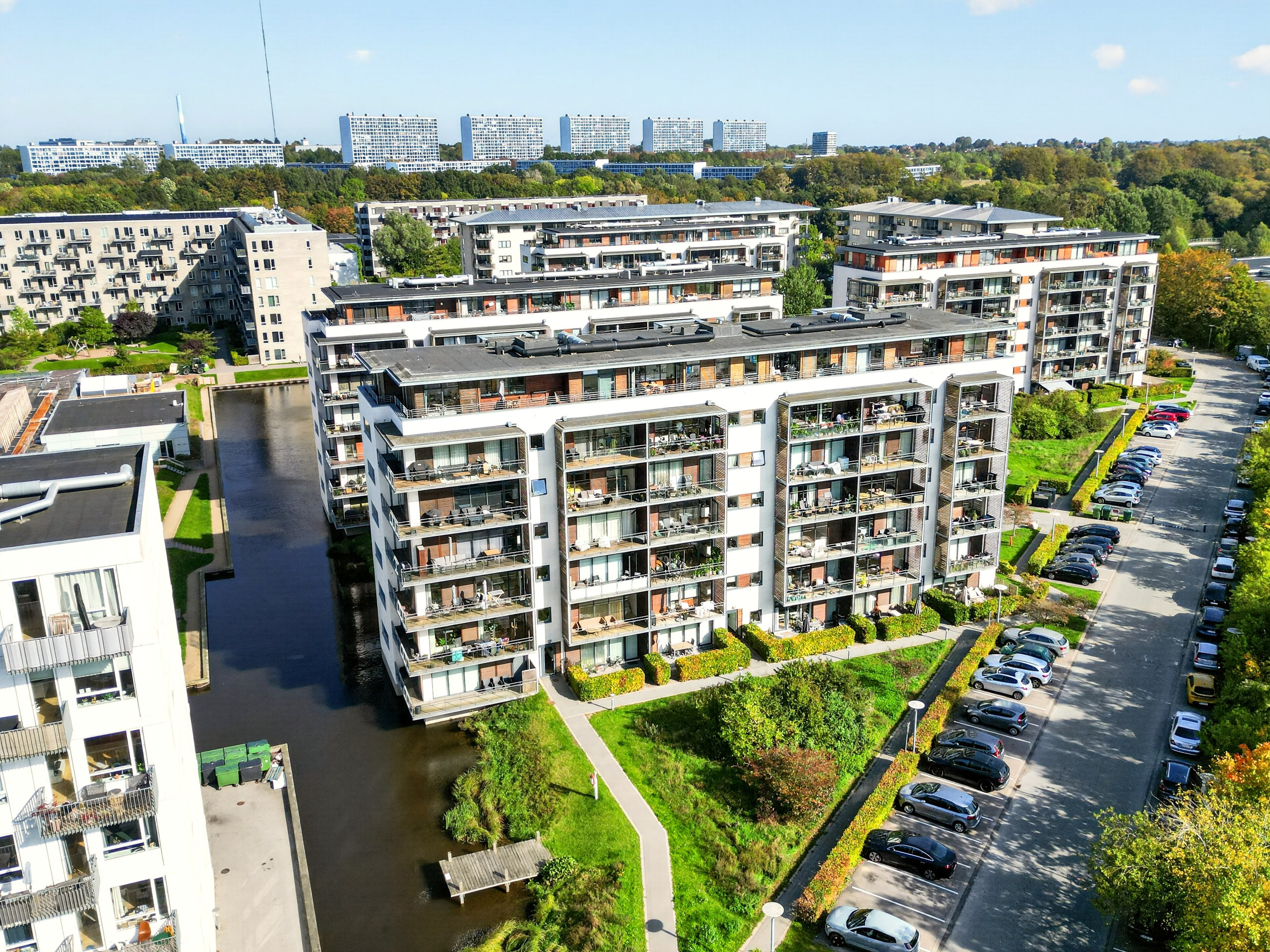 Fremhævet luftfoto billede i fuldskærmstilstand. Billede af Gyngemose Parkvej 3, 6. th., 2860 Søborg