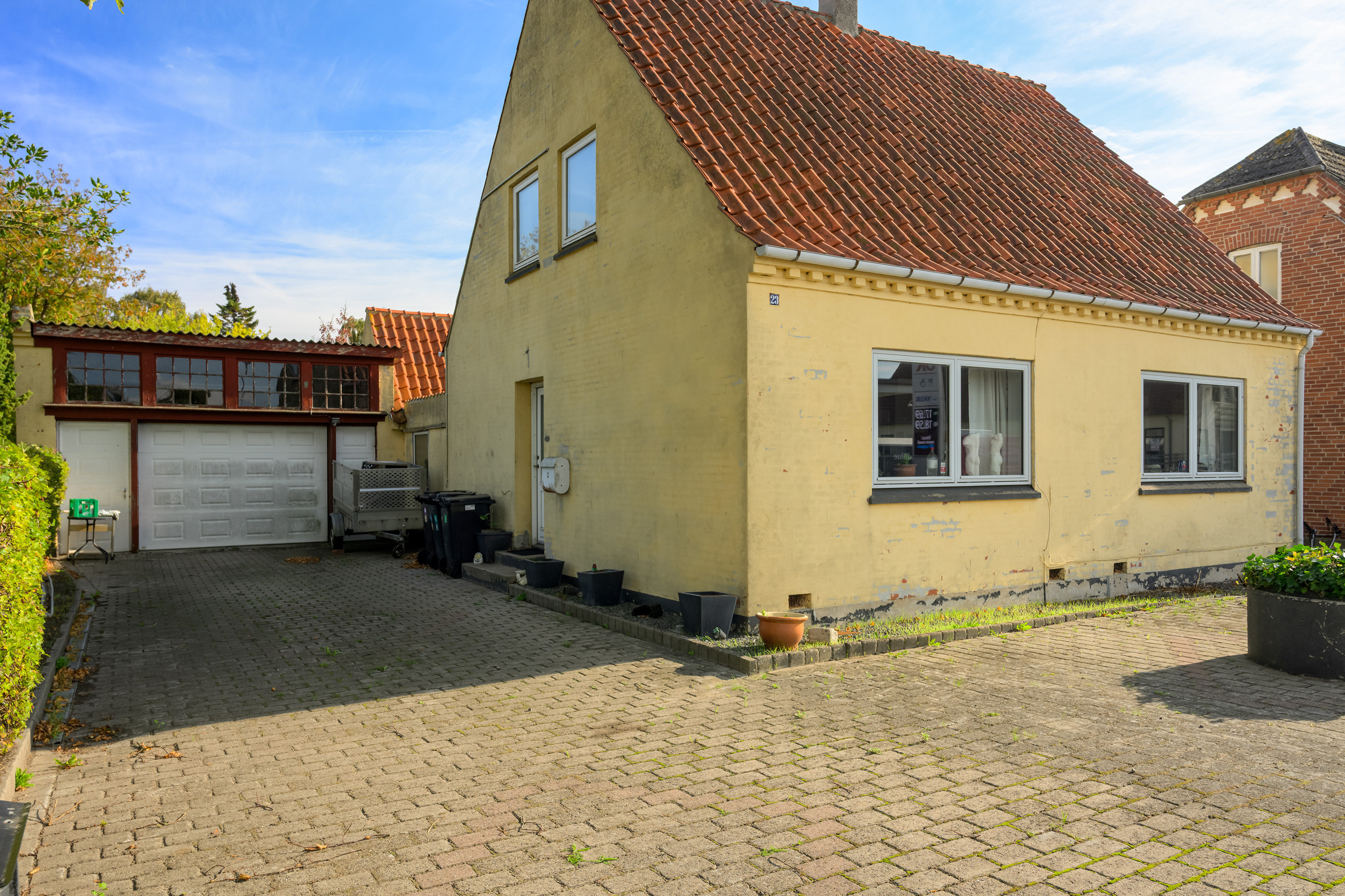 Fremhævet facade billede i fuldskærmstilstand. Billede af Nykøbingvej 23, 4850 Stubbekøbing