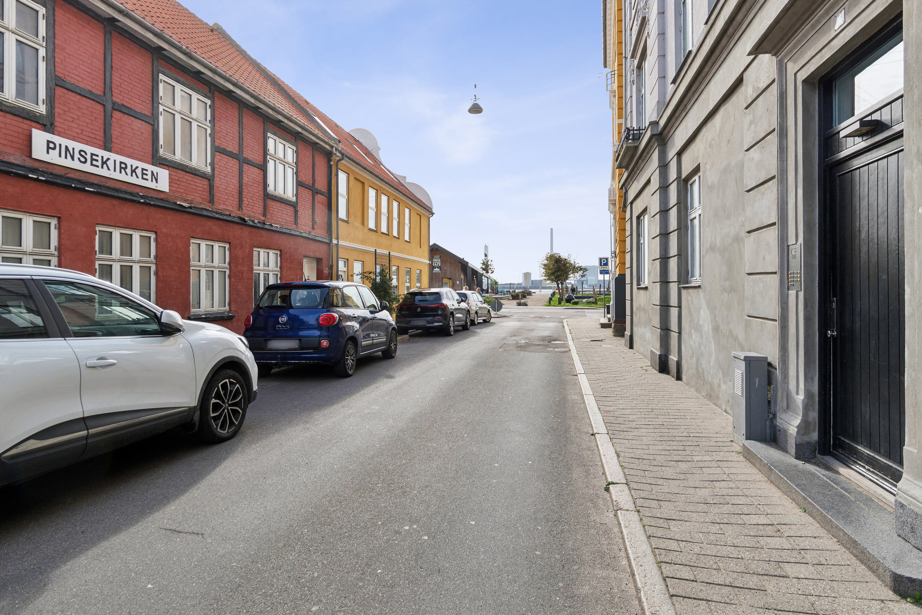 Fremhævet gade billede i fuldskærmstilstand. Billede af Skibbrogade 3, 3. tv., 4400 Kalundborg