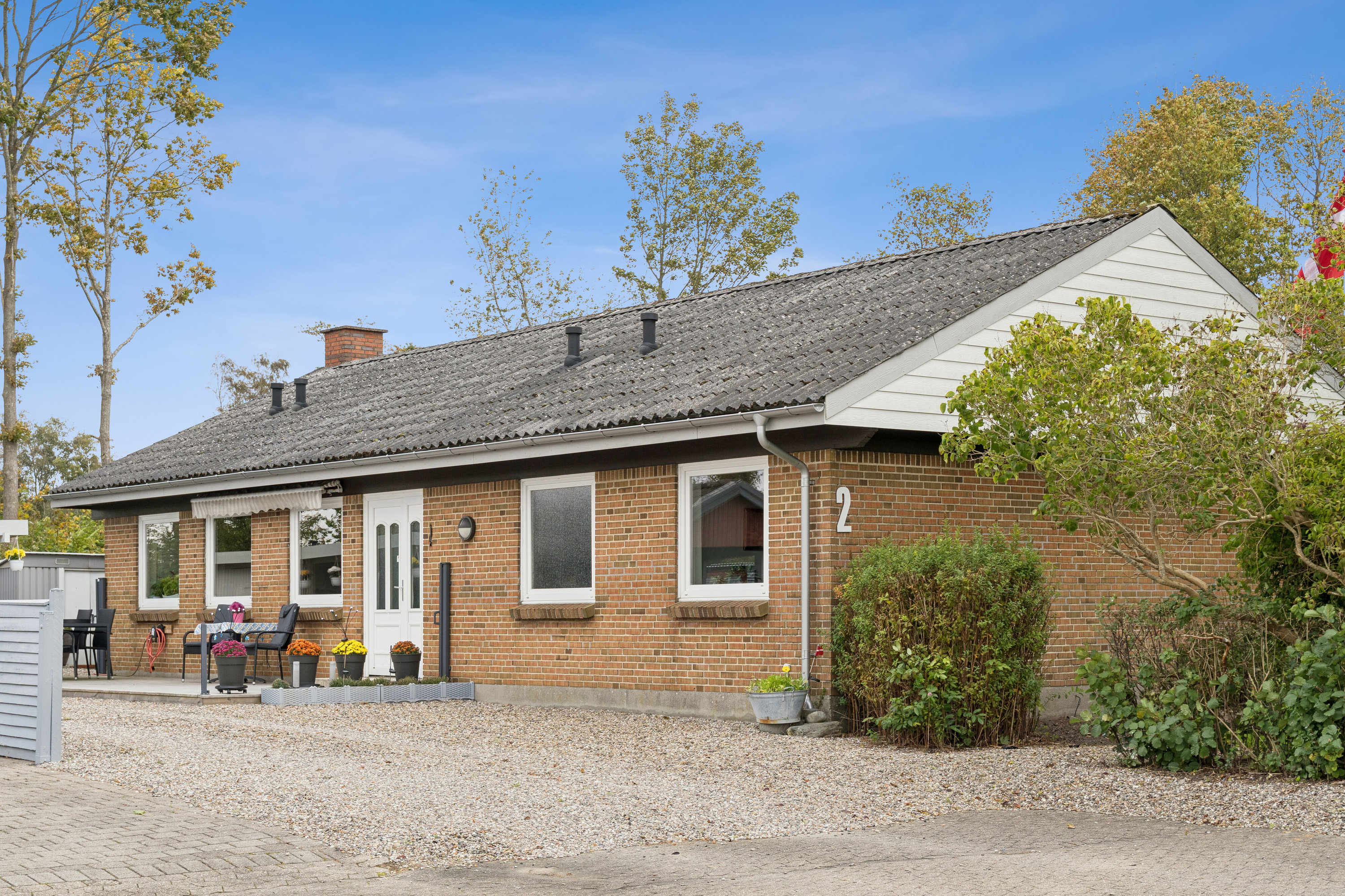 Fremhævet facade billede i fuldskærmstilstand. Billede af Nyhusvej 2, Bov, 6330 Padborg