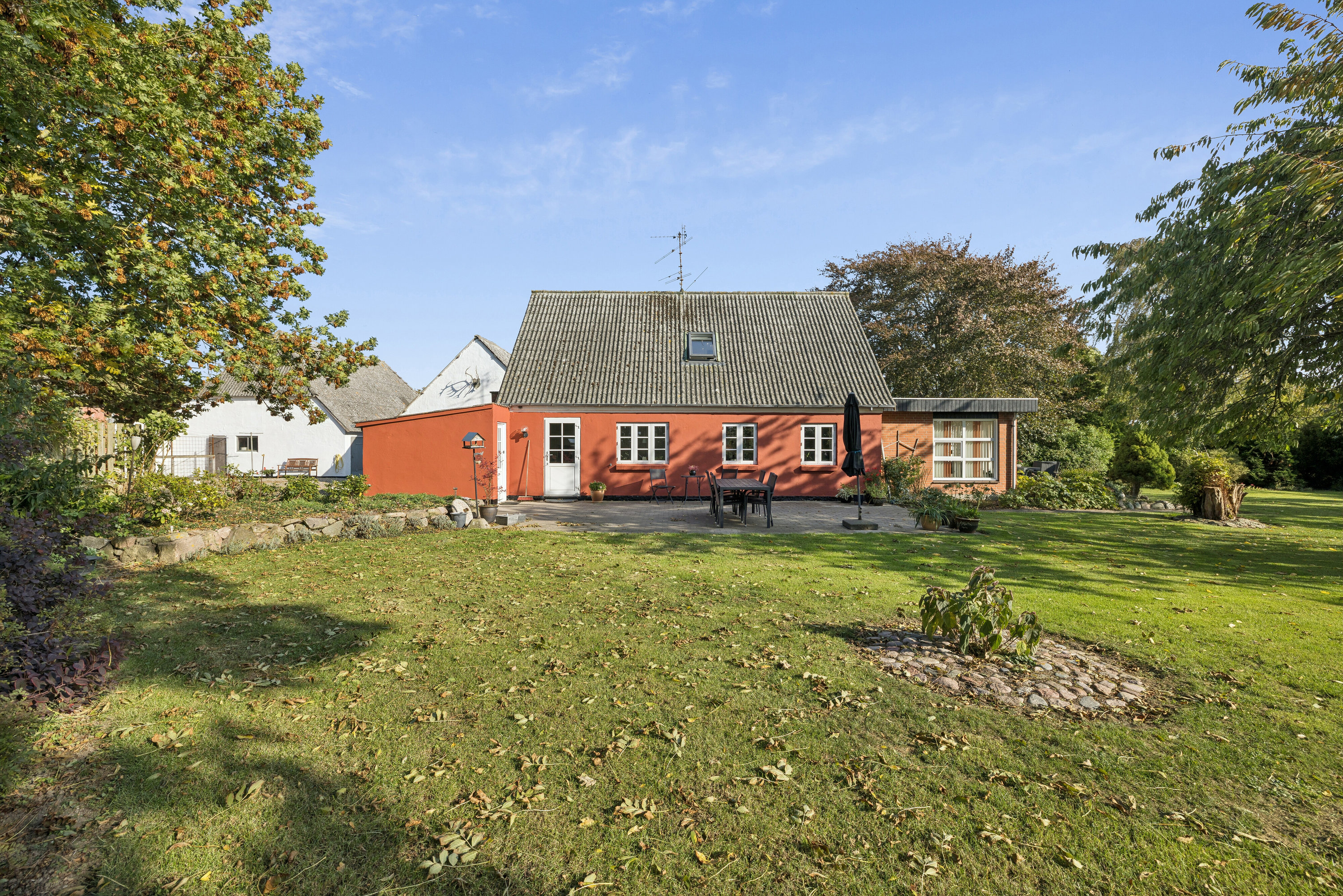 Fremhævet set fra haven billede i fuldskærmstilstand. Billede af Hedevejen 22, Nordenbro, 5932 Humble