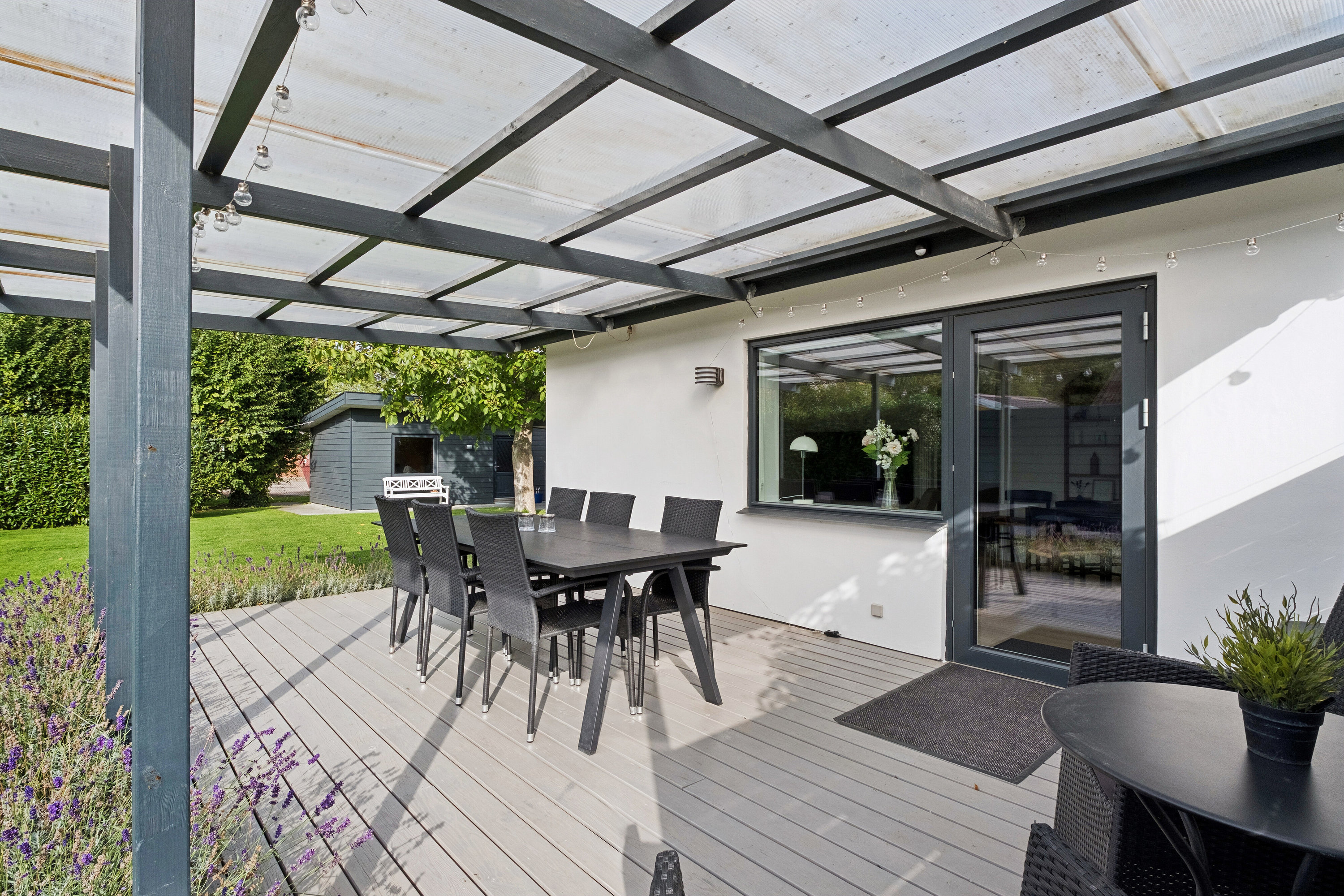 Fremhævet overdækket terrasse billede i fuldskærmstilstand. Billede af Valdal 1A, 4760 Vordingborg