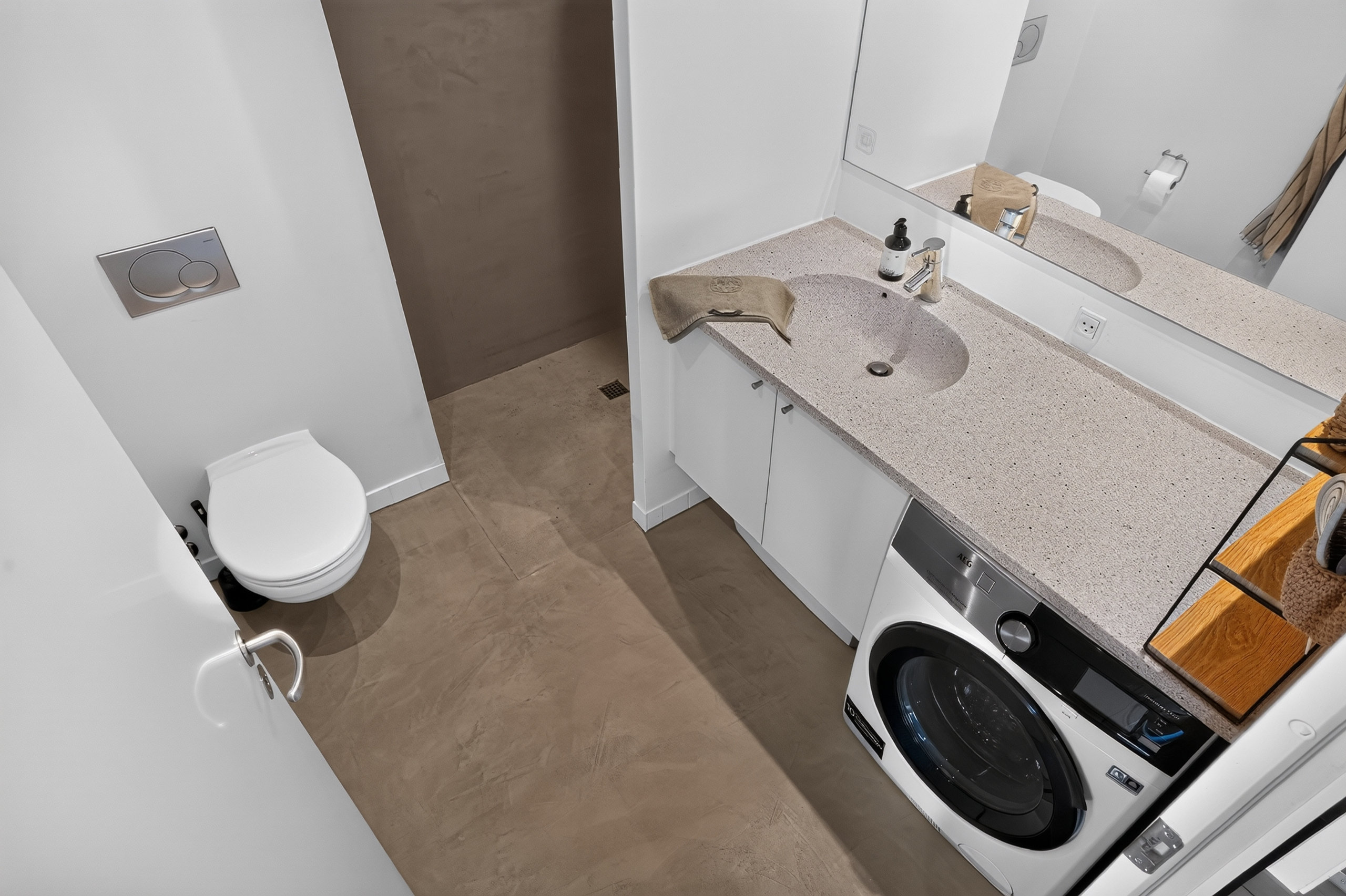 Fremhævet badeværelse billede i fuldskærmstilstand. Billede af Gyngemose Parkvej 3, 6. th., 2860 Søborg