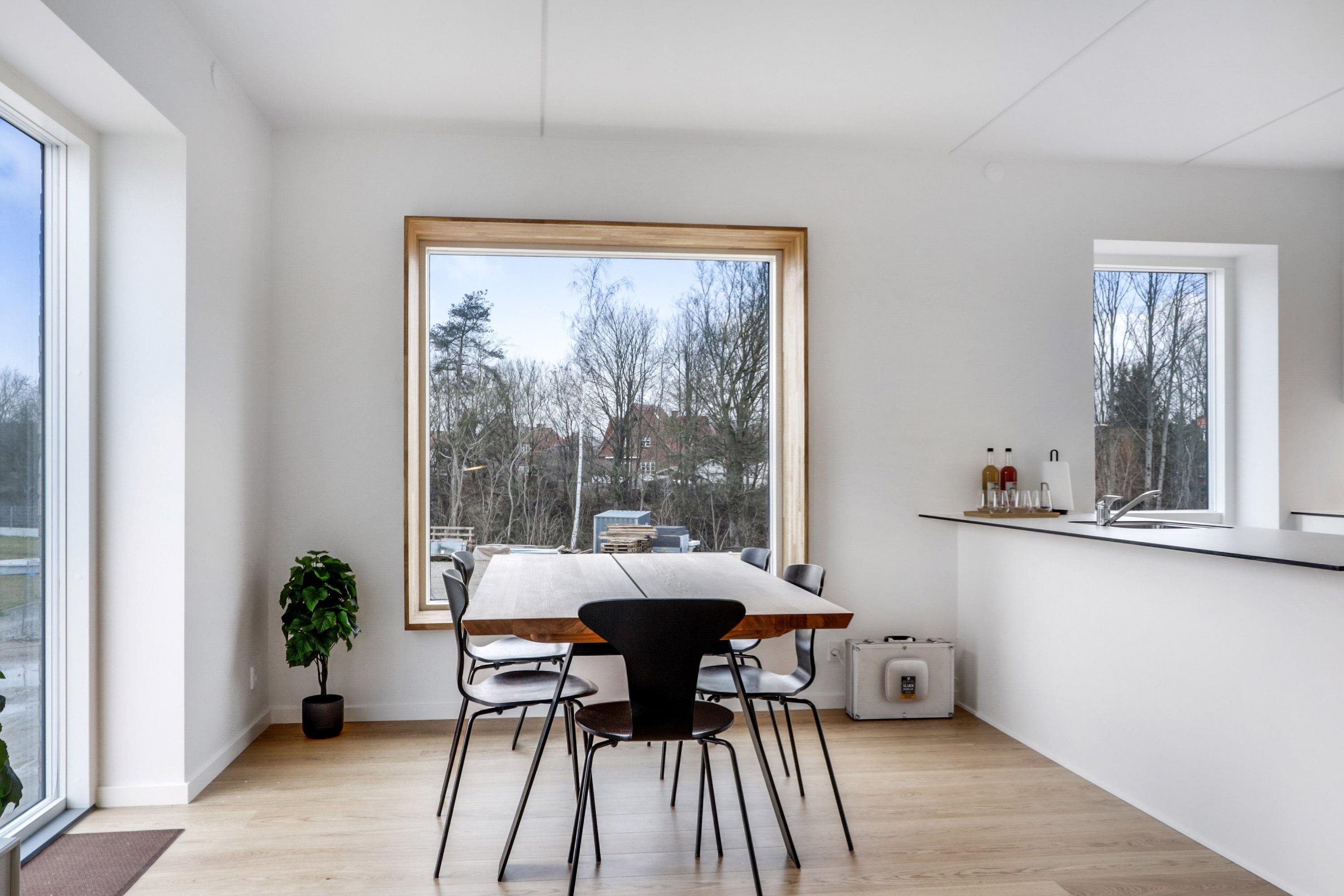 Fremhævet stue billede i fuldskærmstilstand. Billede af Guldrankevej 1, st. 1., 5200 Odense V