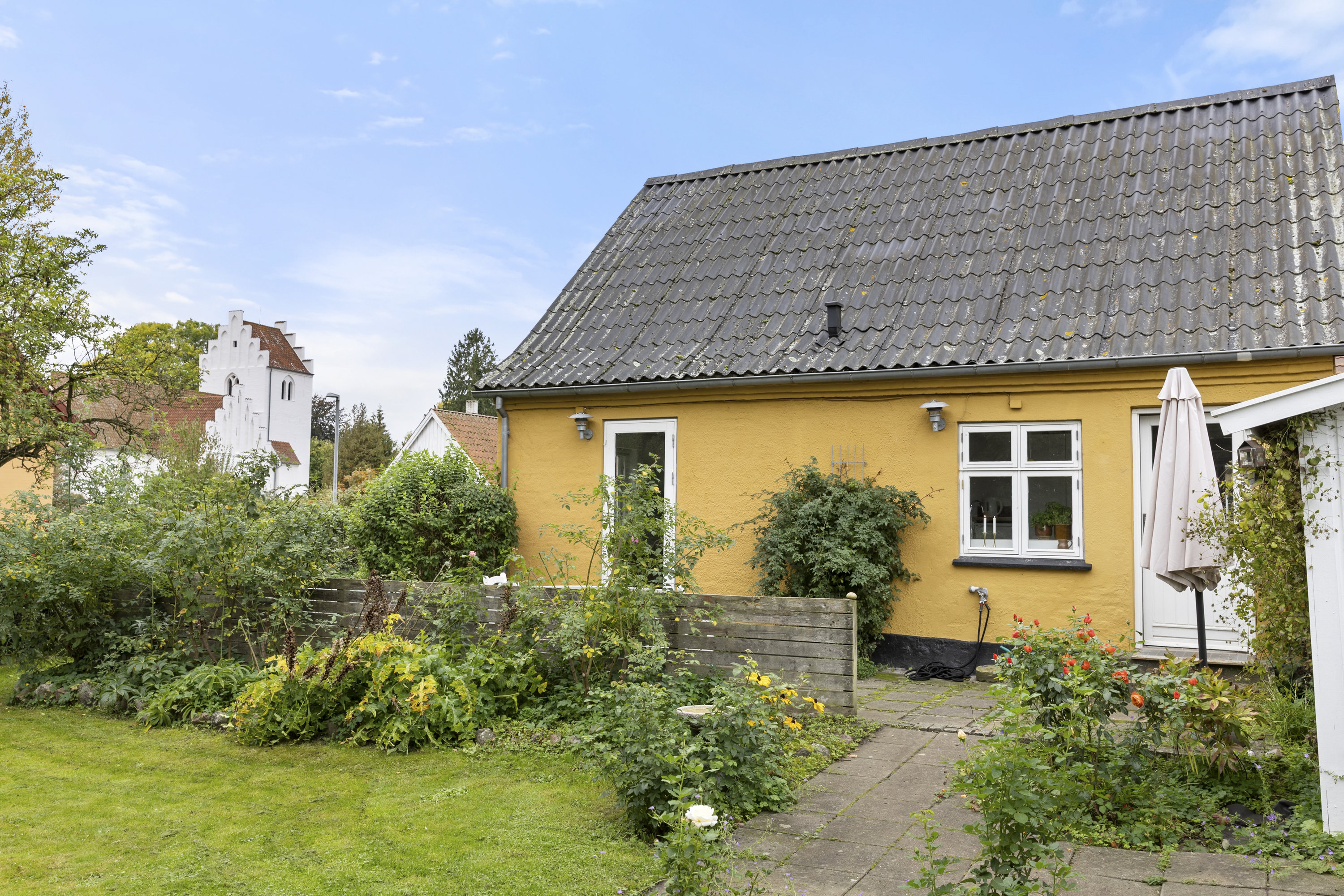 Fremhævet ejendommen billede i fuldskærmstilstand. Billede af Lynge Byvej 18, 4180 Sorø