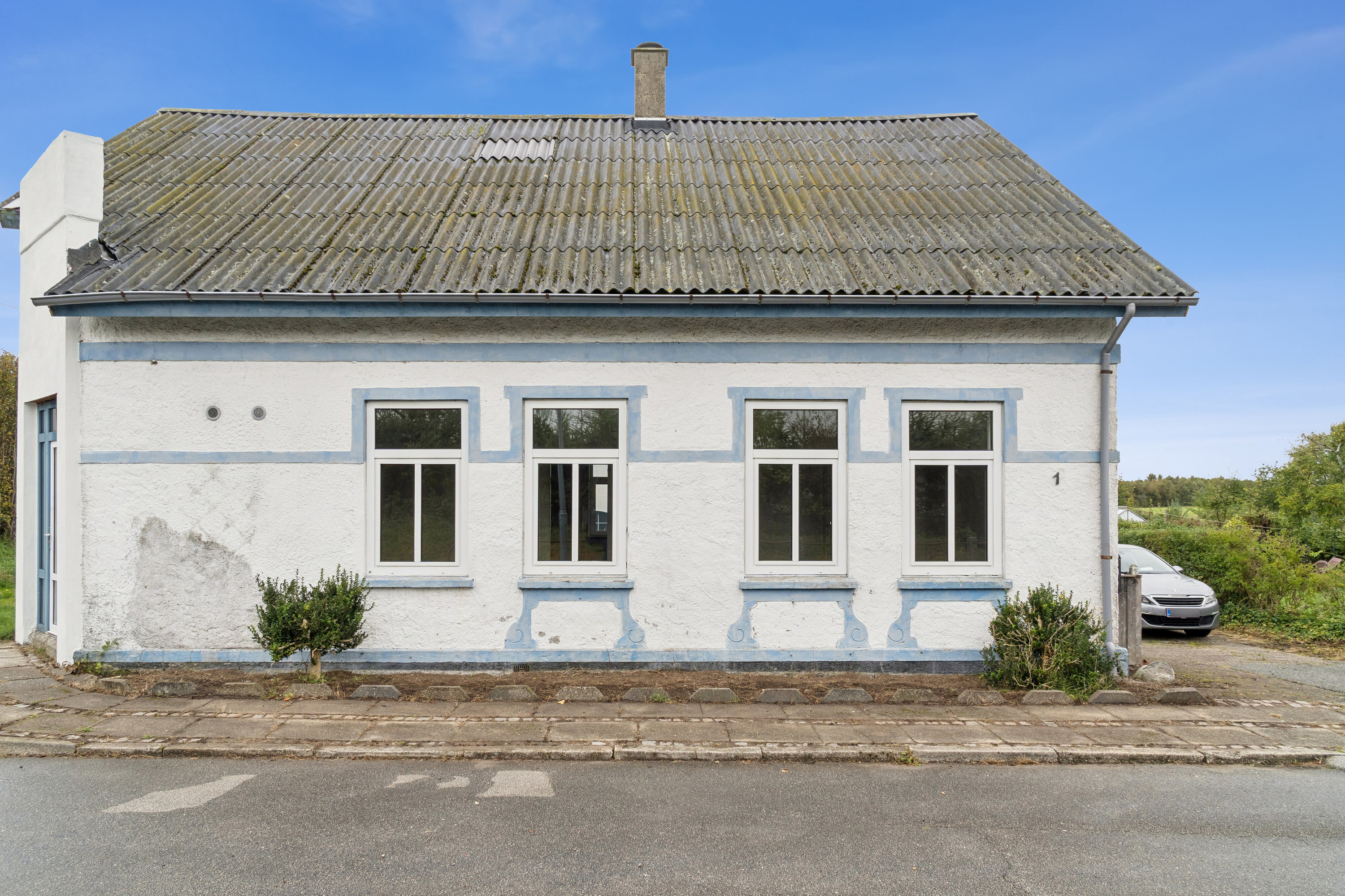 Fremhævet udendørs billede i fuldskærmstilstand. Billede af Hærulfgade 1 & 3, Hovslund, 6230 Rødekro
