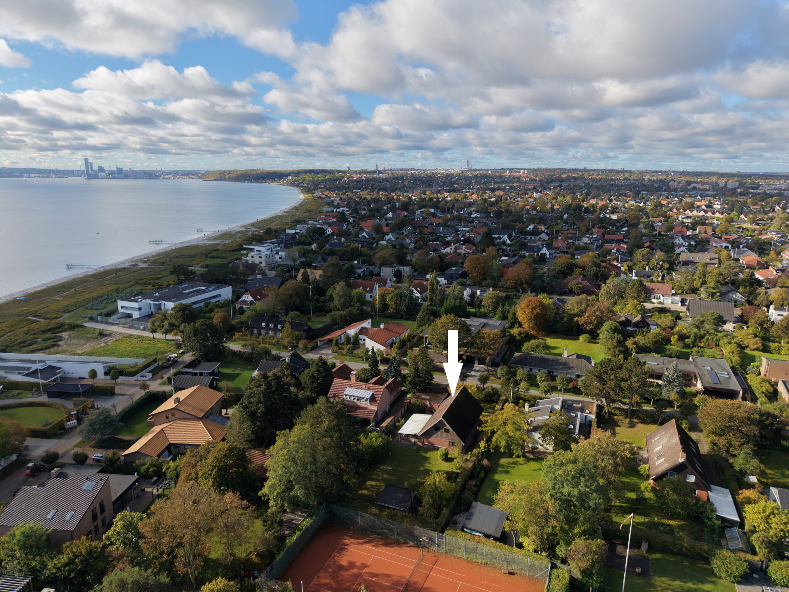 Fremhævet  billede i fuldskærmstilstand. Billede af Ryvangs Allé 25, 8240 Risskov