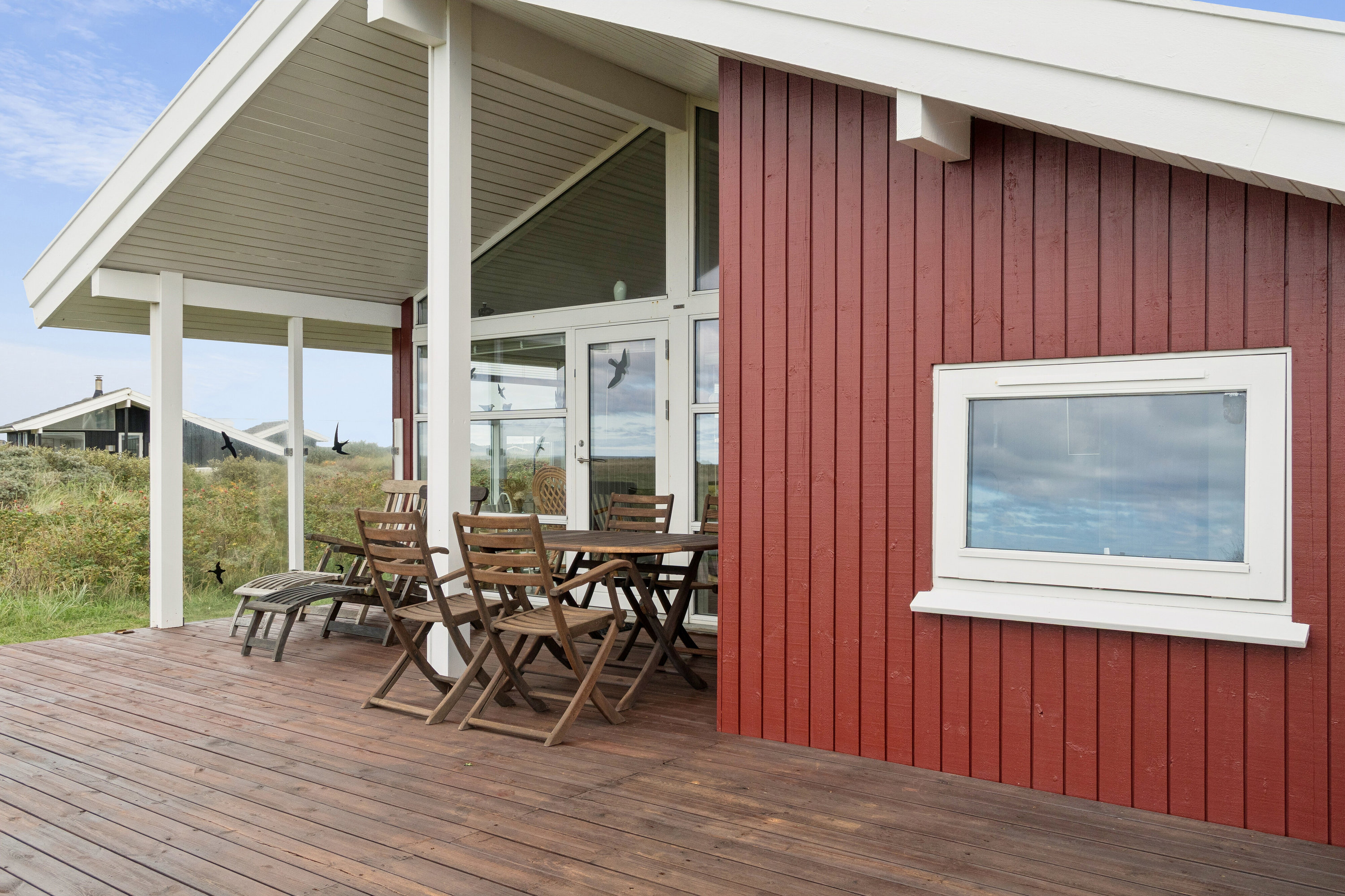 Fremhævet overdækket terrasse billede i fuldskærmstilstand. Billede af Klitmarken 13, 9800 Hjørring