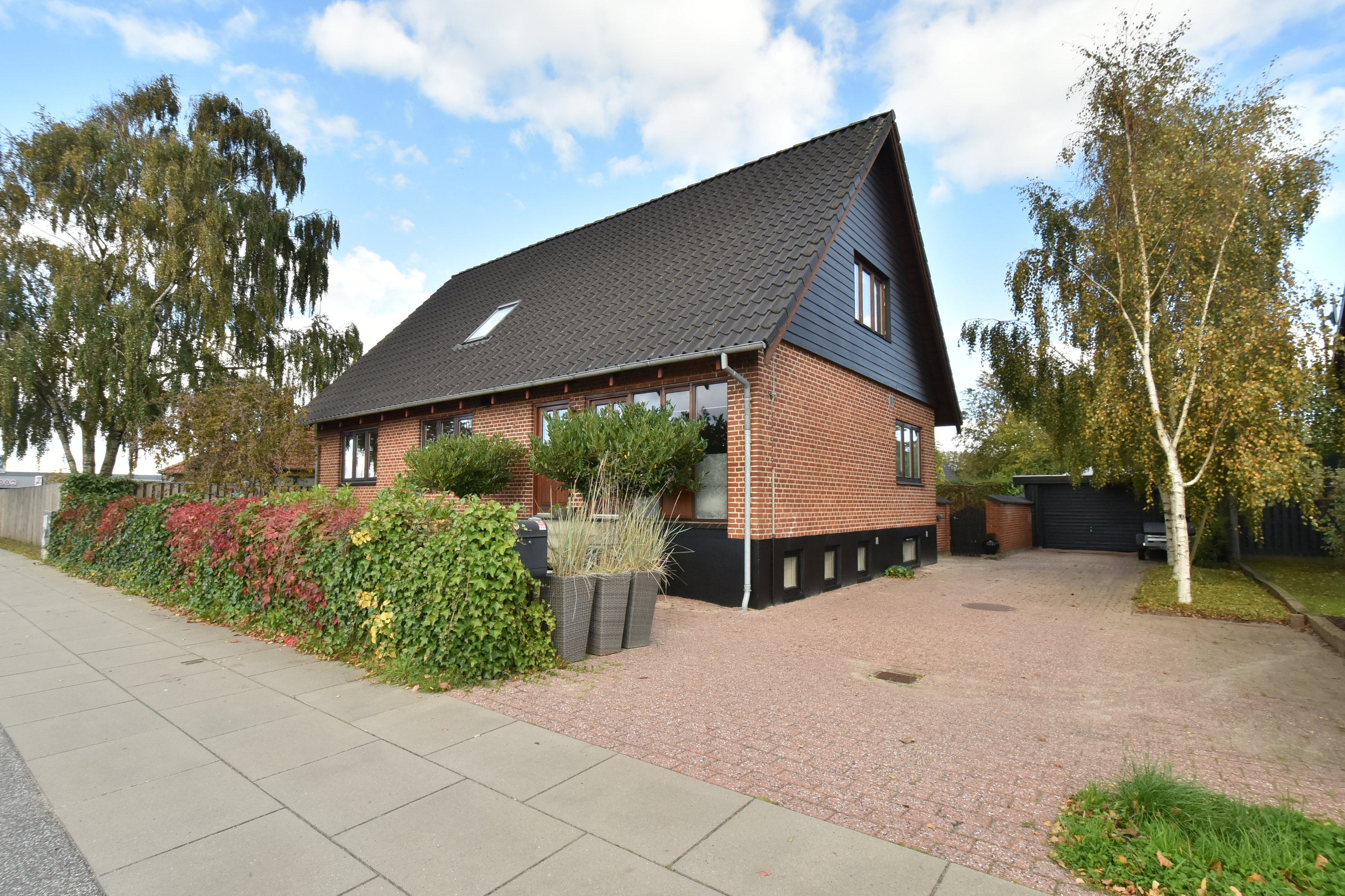 Lind Hovedgade 1, Lind, 7400 Herning