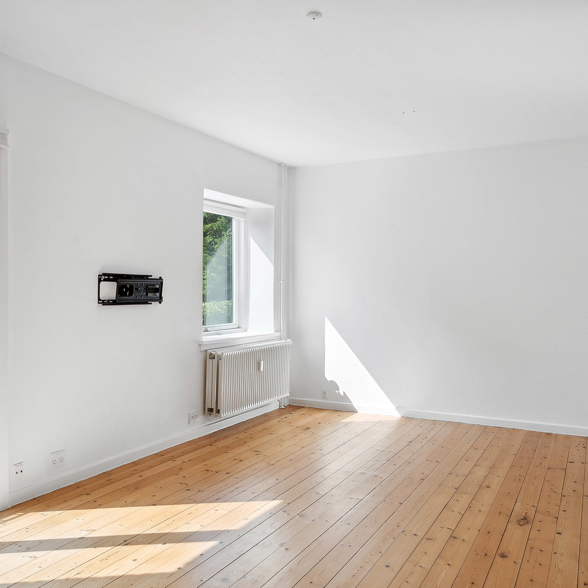 Fremhævet  billede i fuldskærmstilstand. Billede af Buddinge Hovedgade 226, st. th., 2880 Bagsværd